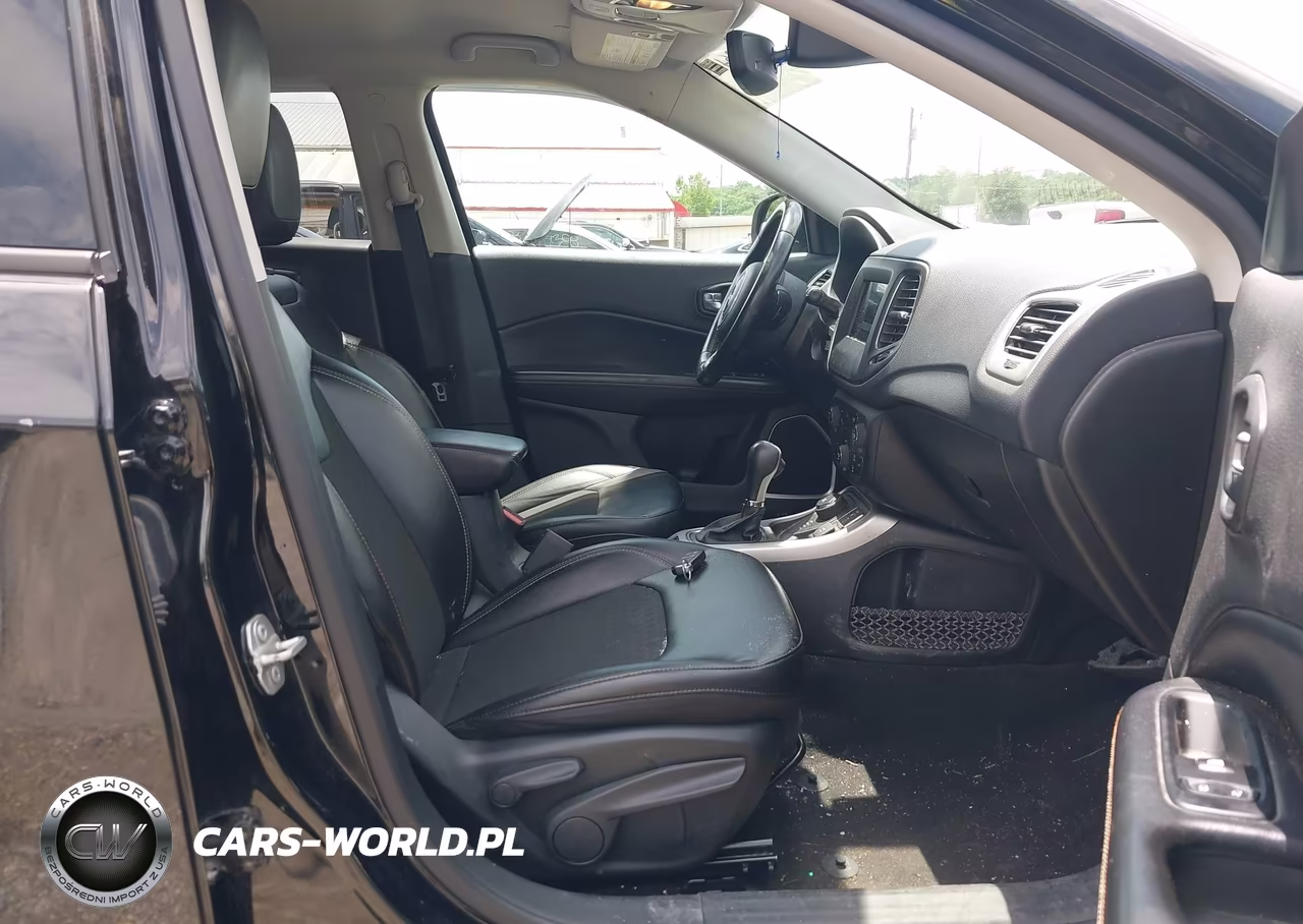 2020 Jeep Compass Latitude 4X4 VIN:3C4NJDBB5LT174159 - 5