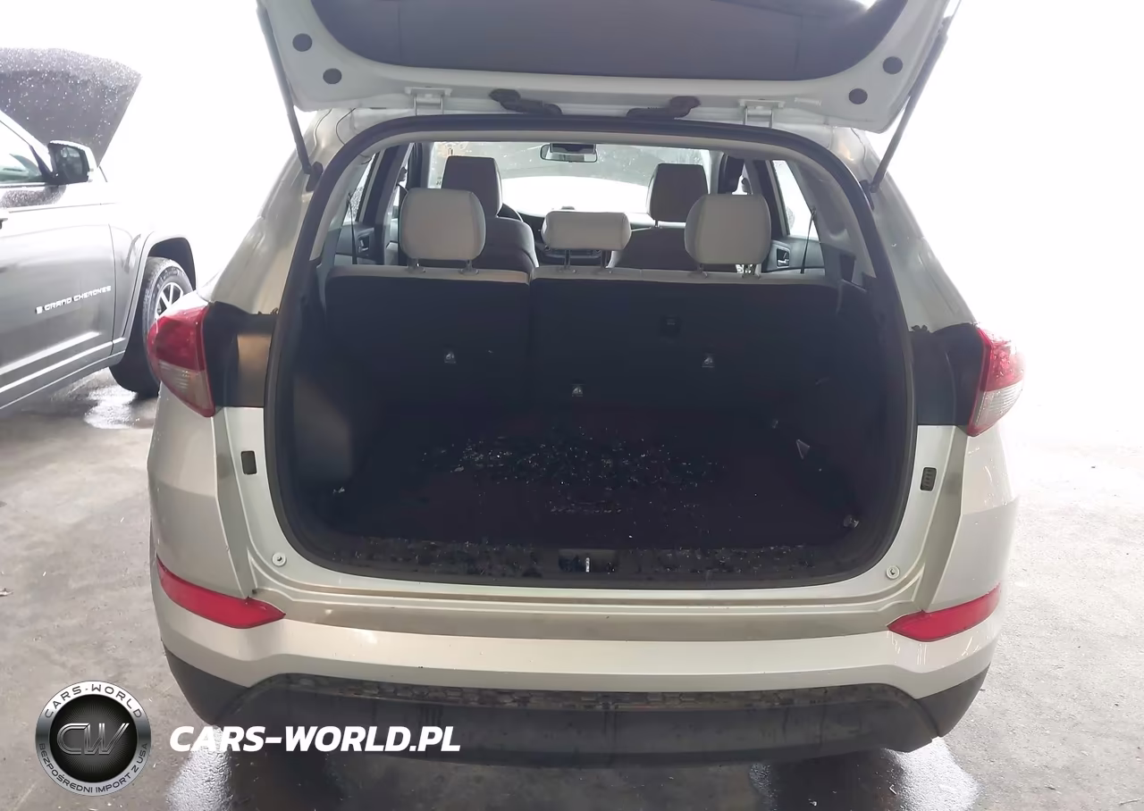 2018 Hyundai Tucson Se VIN:KM8J2CA41JU764589 - 17