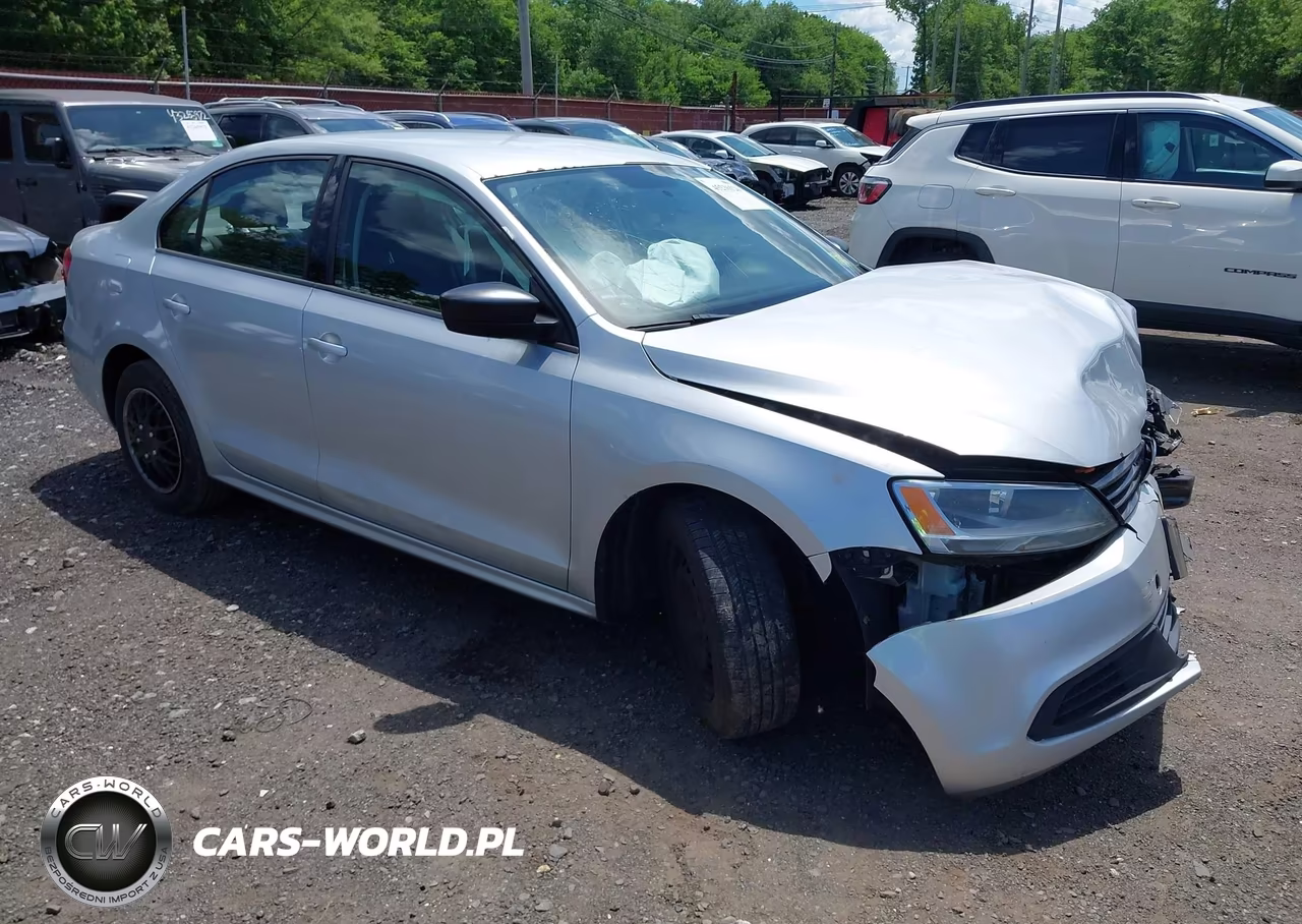 2013 Volkswagen Jetta 2.0L Base-2.0L S