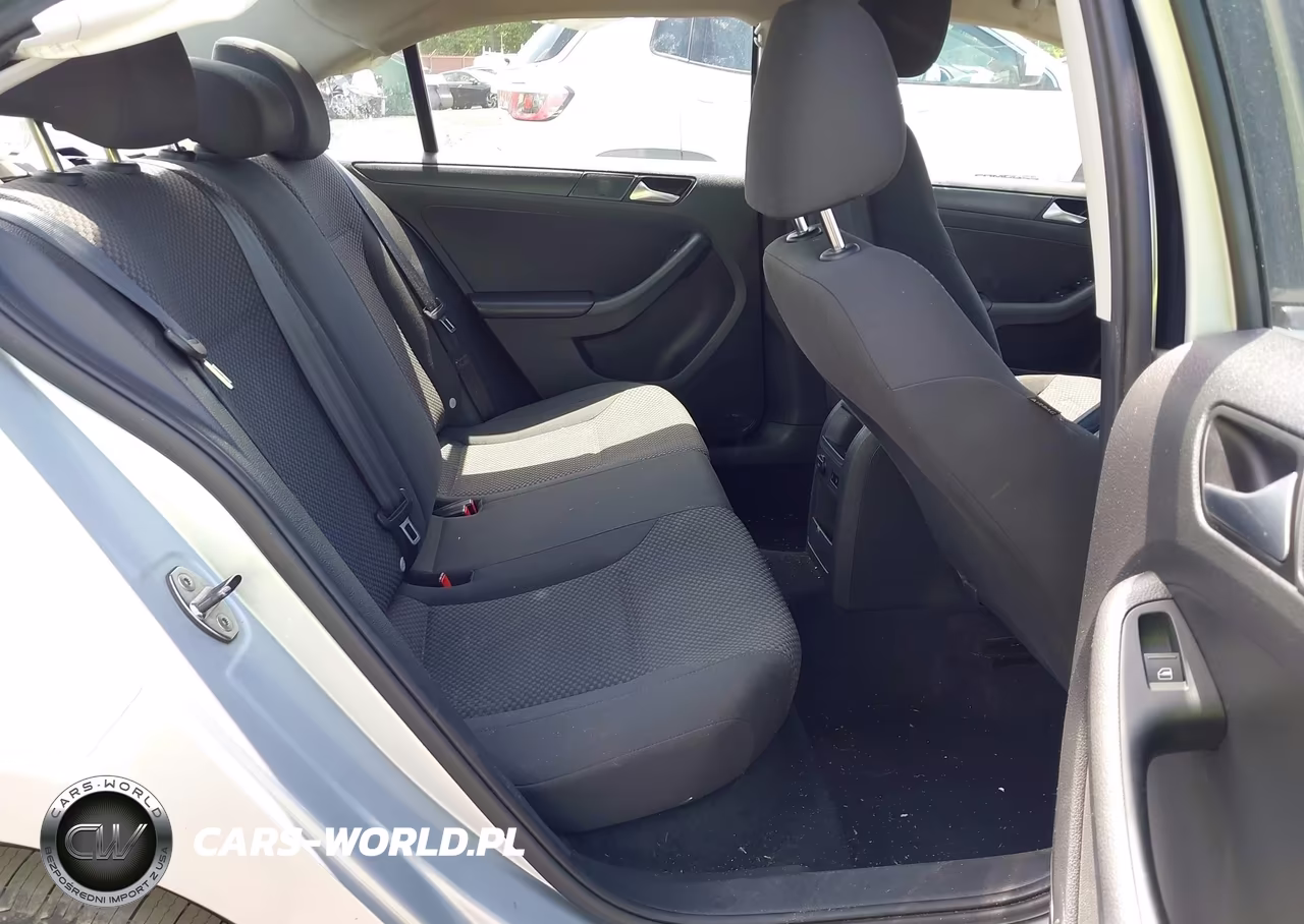 2013 Volkswagen Jetta 2.0L Base-2.0L S VIN:3VW2K7AJ2DM431703 - 8
