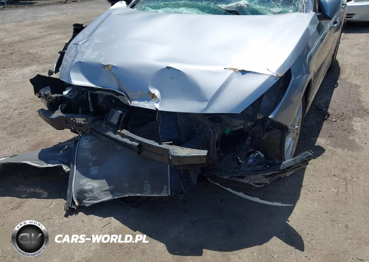 2015 Hyundai Sonata Limited VIN:5NPE34AF3FH052175 - 6