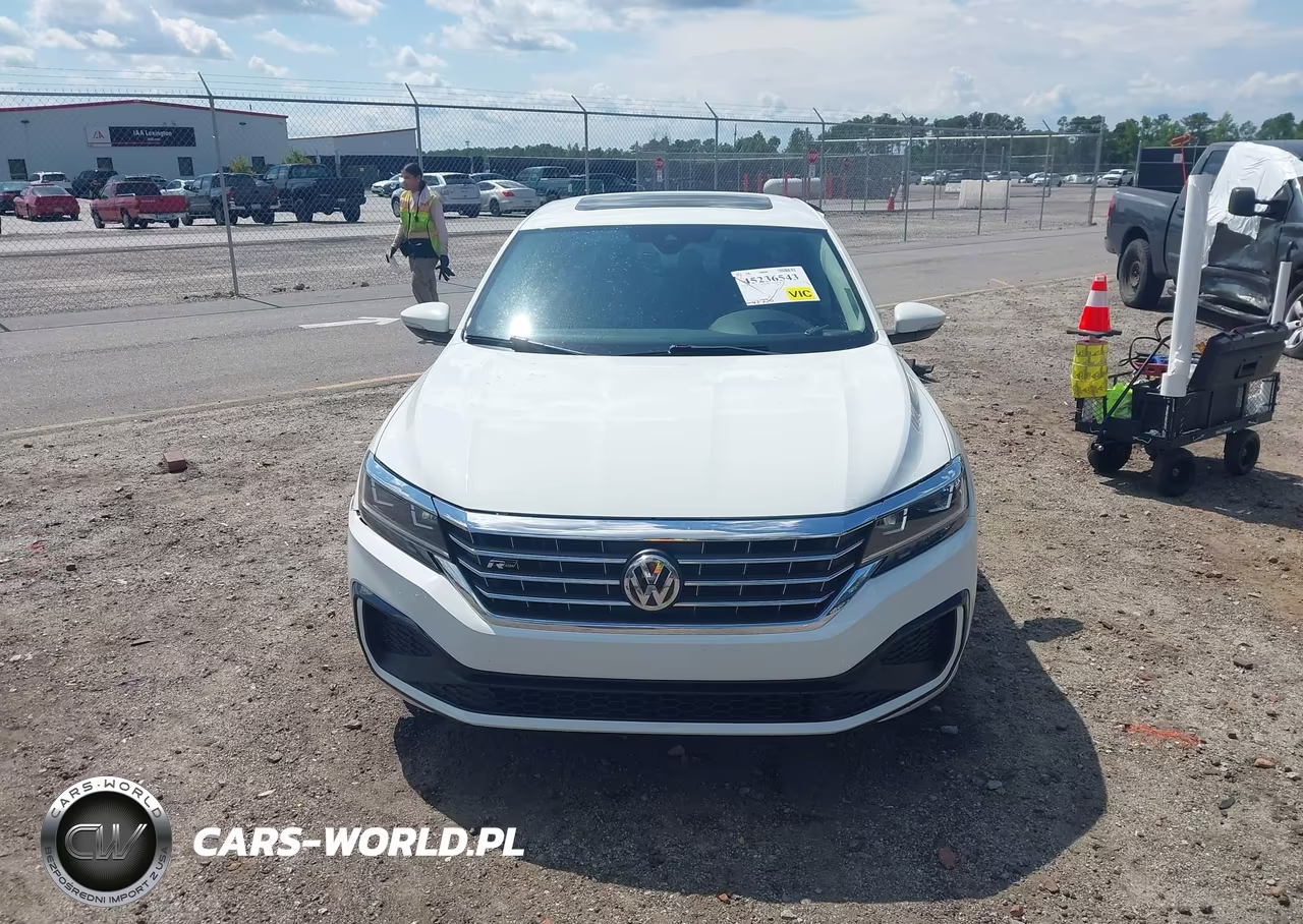 2020 Volkswagen Passat 2.0T R-Line VIN:1VWMA7A33LC018864 - 13