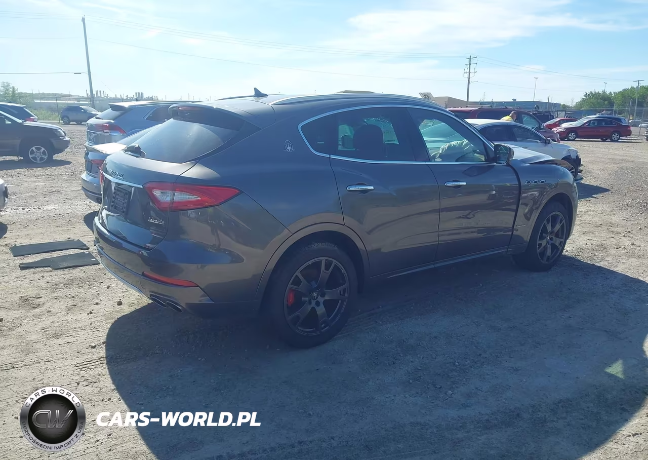 2019 Maserati Levante Granlusso VIN:ZN661XUL3KX310463 - 4