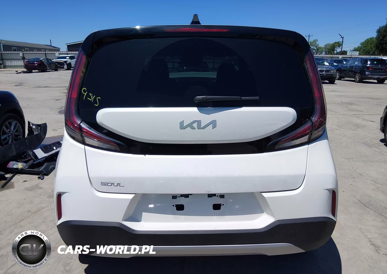 2025 Kia Soul S VIN:KNDJ23AU2S7949545 - 16