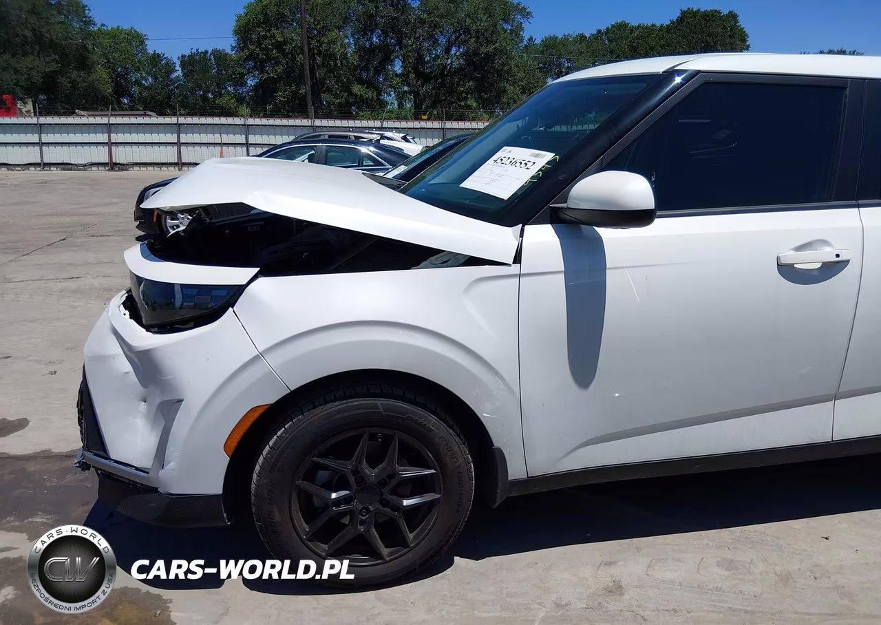 2025 Kia Soul S VIN:KNDJ23AU2S7949545 - 18