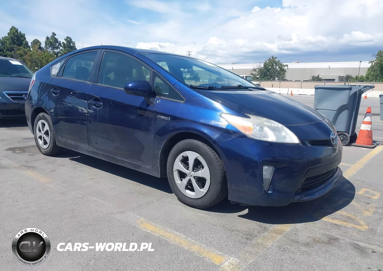 2013 Toyota Prius Two – zdjęcie 1 z 16
