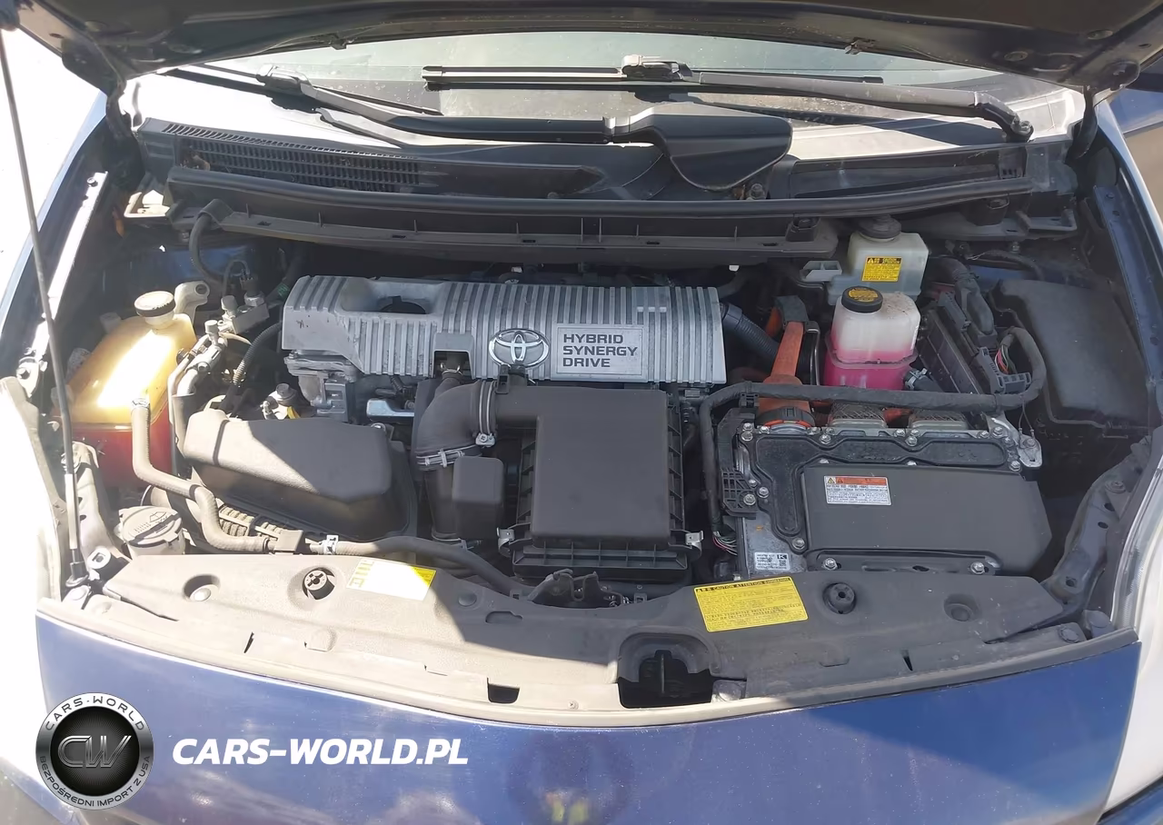 2013 Toyota Prius Two VIN:JTDKN3DU0D1634742 - 10