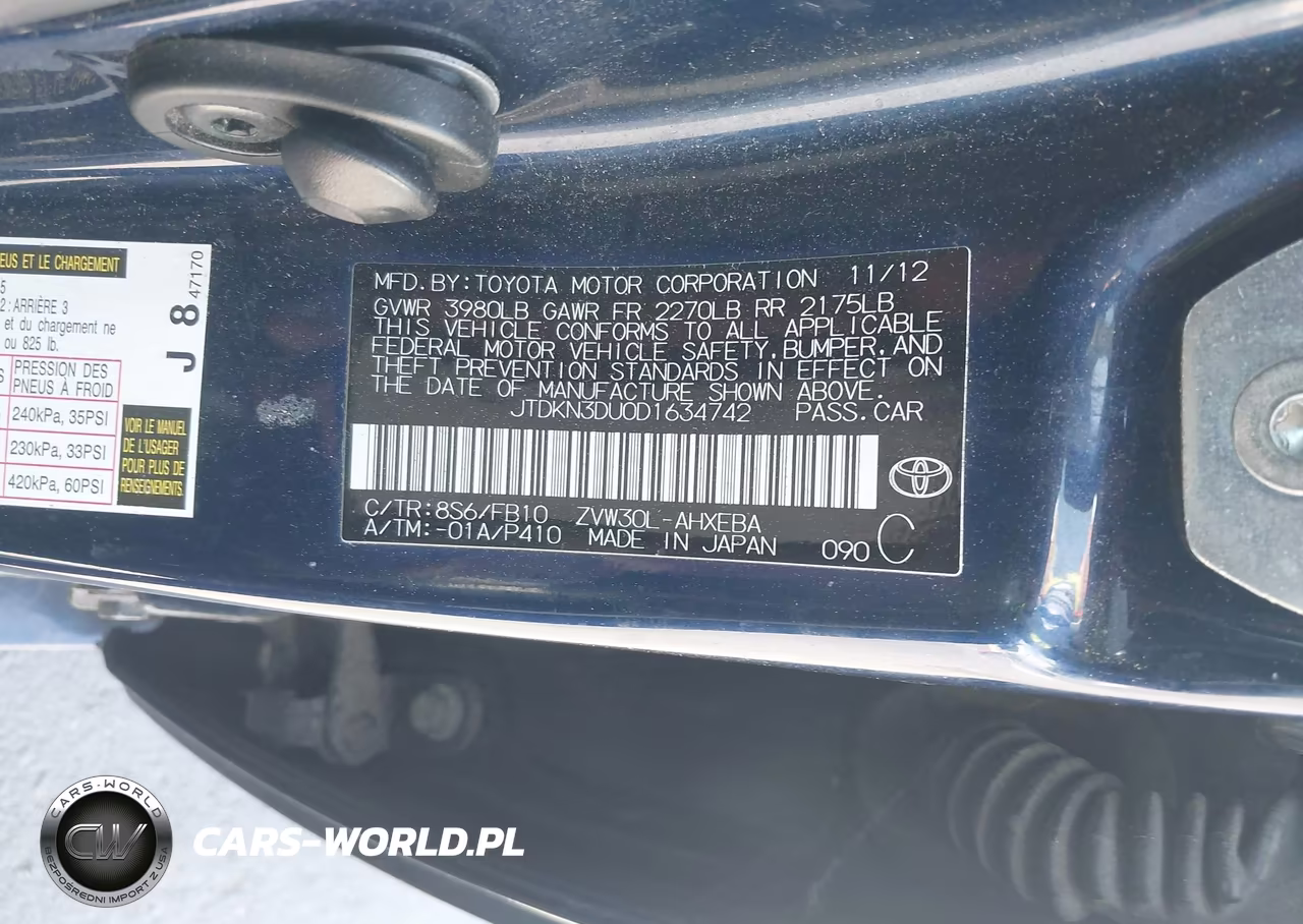 2013 Toyota Prius Two VIN:JTDKN3DU0D1634742 - 9