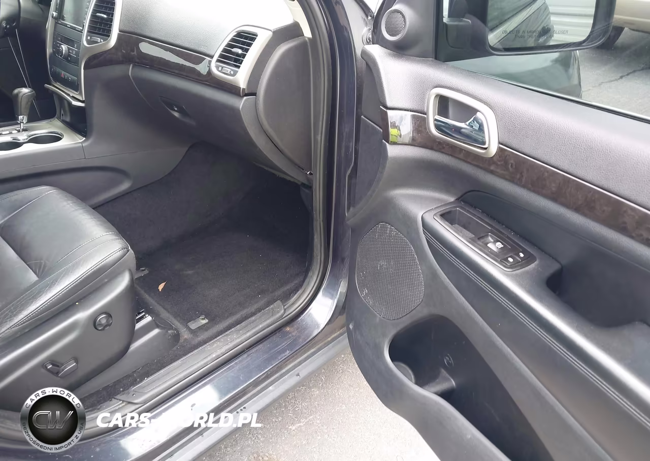 2013 Jeep Grand Cherokee Laredo VIN:1C4RJFAG6DC644285 - 5