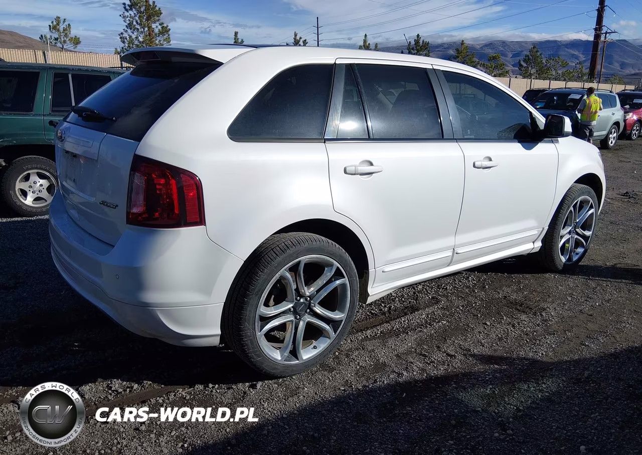 2011 Ford Edge Sport VIN:2FMDK3AK5BBA03812 - 4