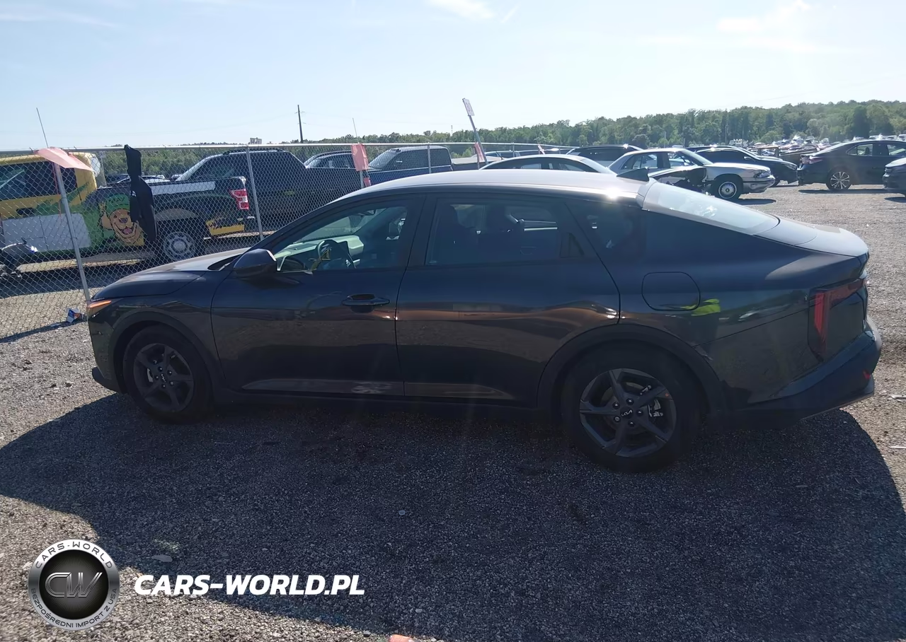 2025 Kia K4 Lxs VIN:3KPFT4DE0SE202684 - 14