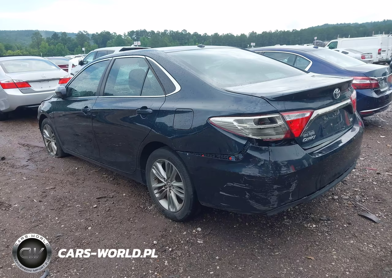 2015 Toyota Camry Se VIN:4T1BF1FK9FU915903 - 3