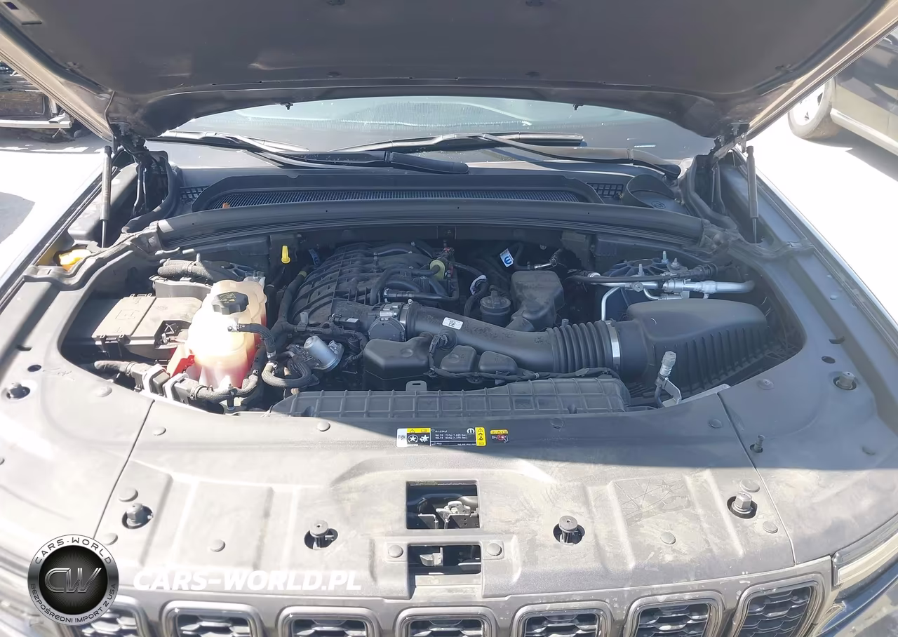 2024 Jeep Grand Cherokee Altitude X 4X4 VIN:1C4RJHAG9R8591622 - 10