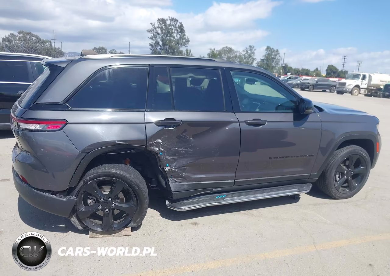 2024 Jeep Grand Cherokee Altitude X 4X4 VIN:1C4RJHAG9R8591622 - 13