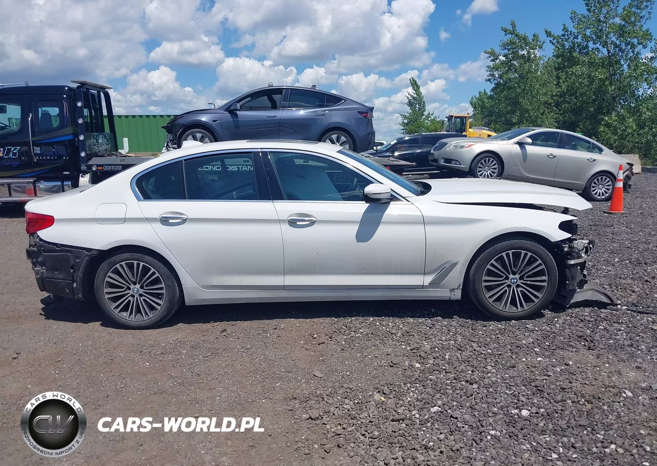 2018 BMW 530I xDrive VIN:WBAJA7C50JWA73241 - 13