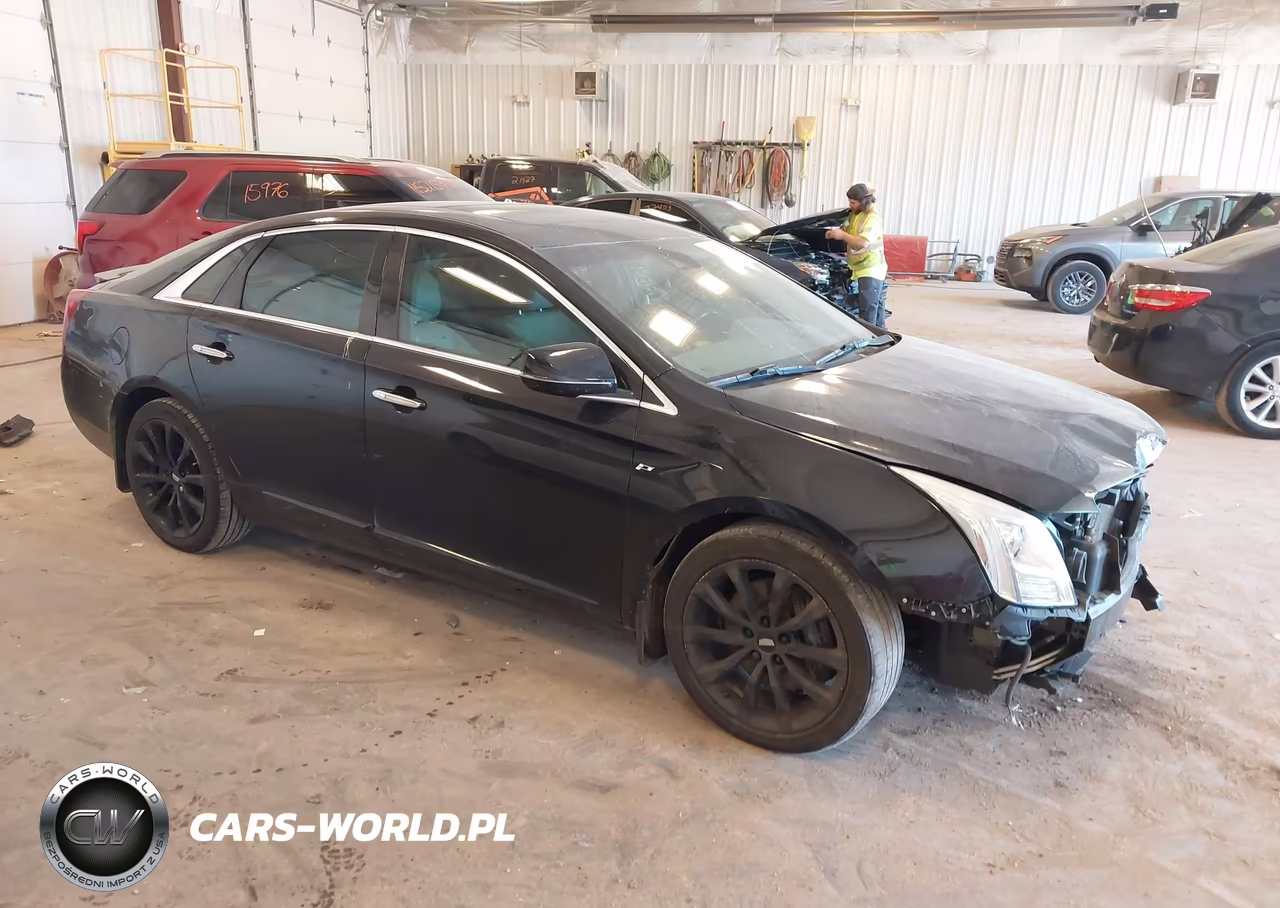 2013 Cadillac Xts Platinum – zdjęcie 1 z 16