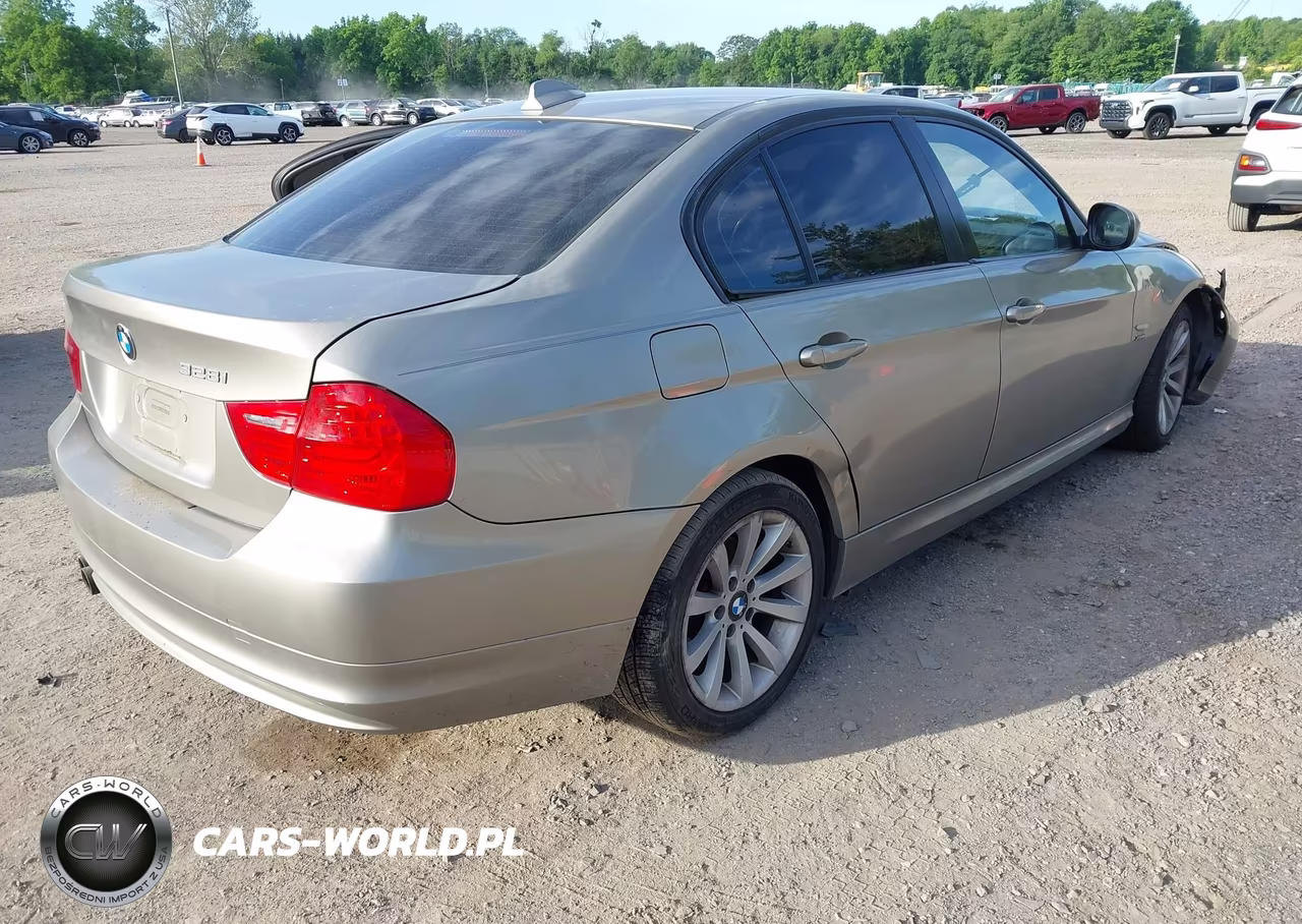 2009 BMW 328I xDrive VIN:WBAPK73529A451914 - 4