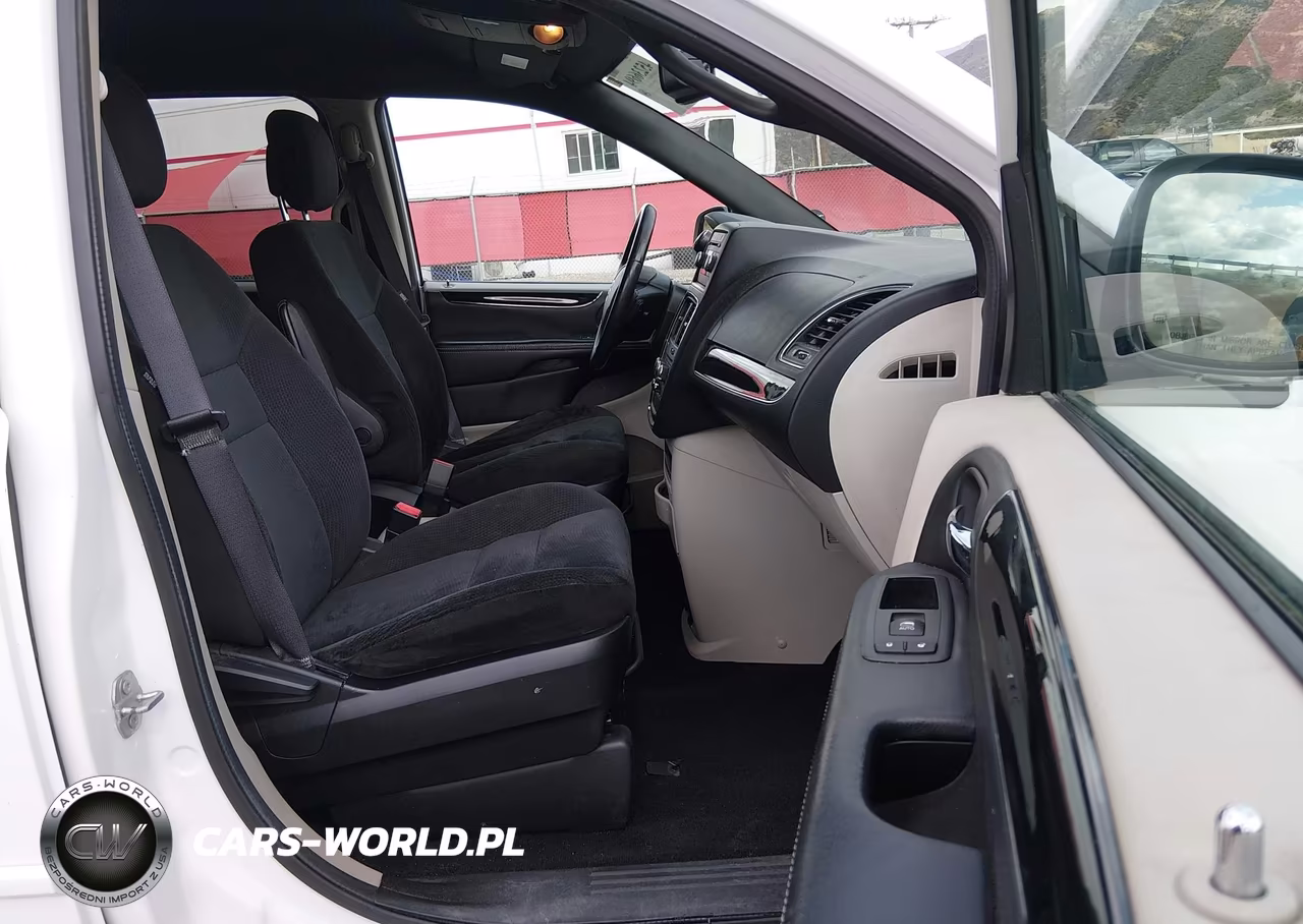 2016 Dodge Grand Caravan Se Plus VIN:2C4RDGBG1GR374812 - 5