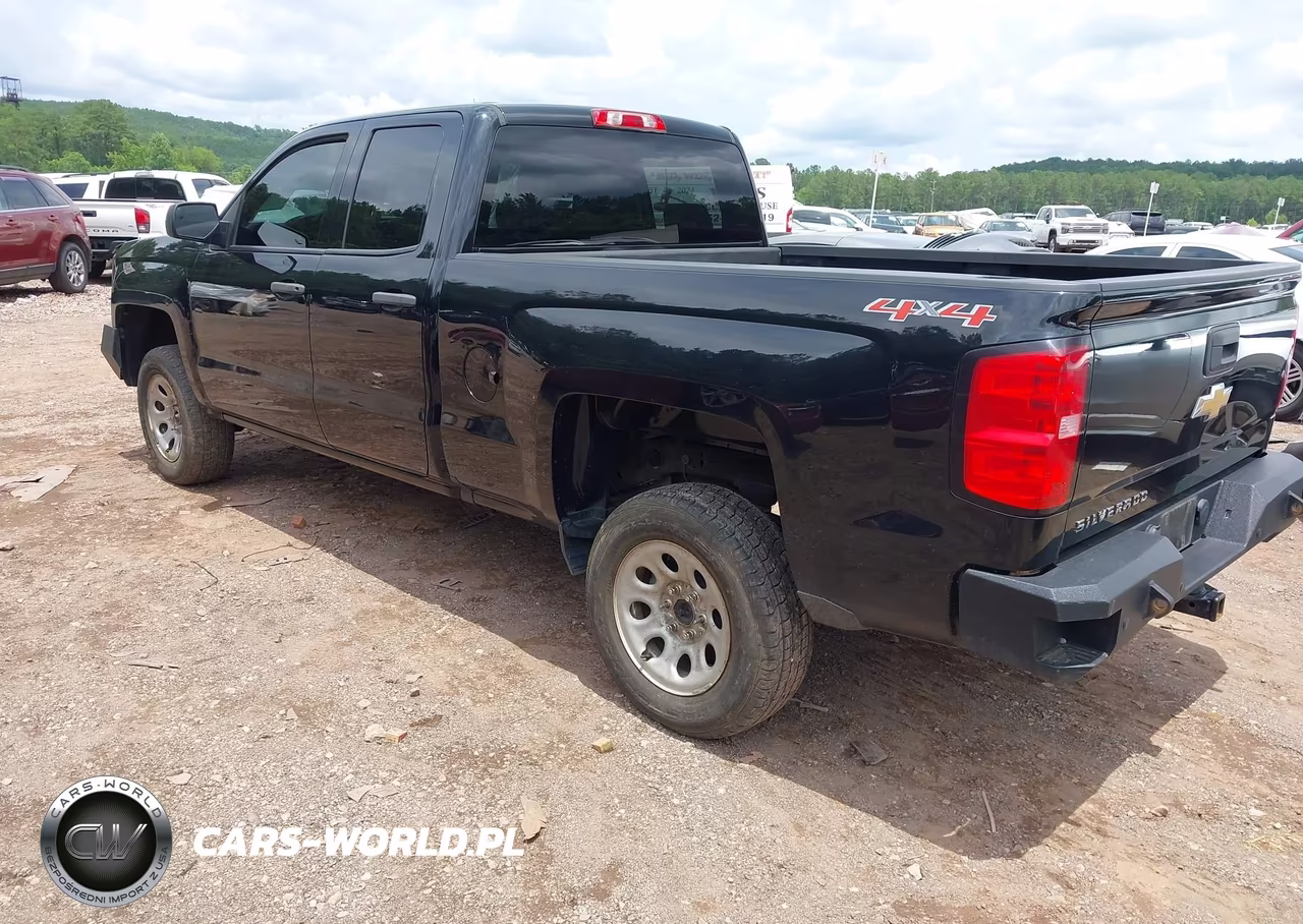 2017 Chevrolet Silverado 1500 Custom VIN:1GCVKPEC2HZ347722 - 3