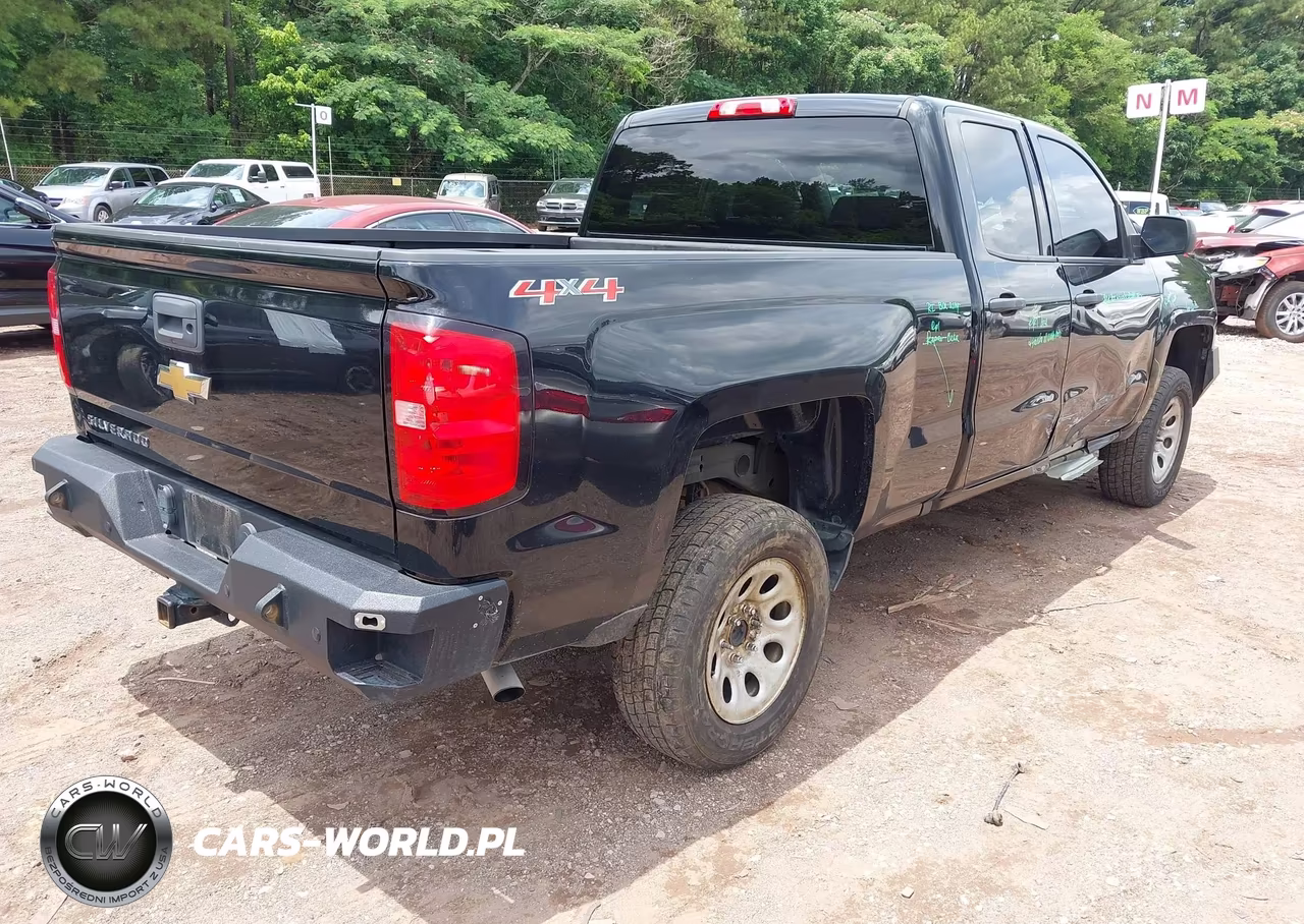 2017 Chevrolet Silverado 1500 Custom VIN:1GCVKPEC2HZ347722 - 4