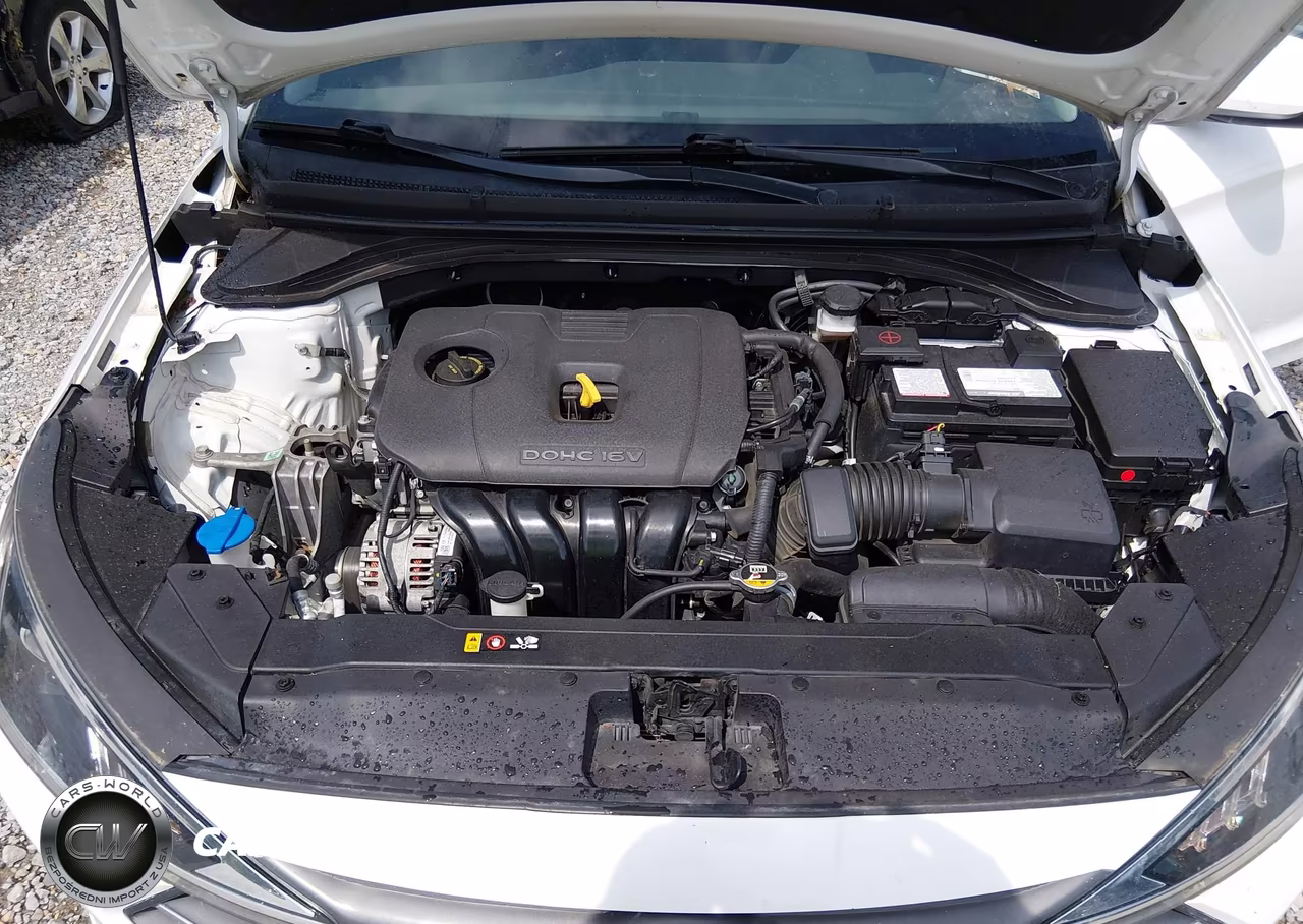2020 Hyundai Elantra Sel VIN:5NPD84LF8LH576492 - 10