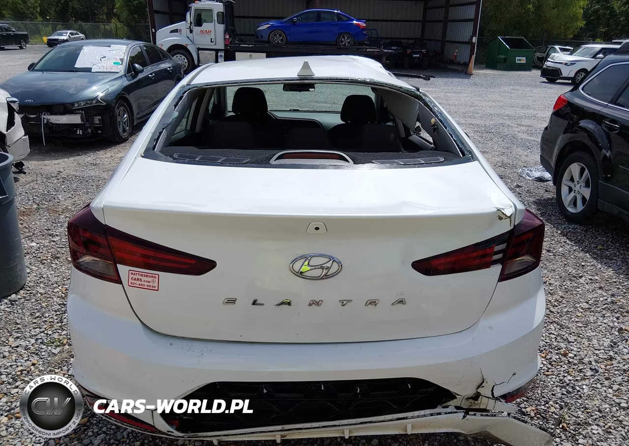 2020 Hyundai Elantra Sel VIN:5NPD84LF8LH576492 - 17