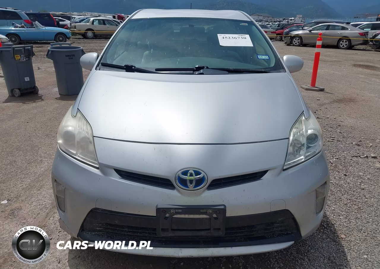 2014 Toyota Prius Two VIN:JTDKN3DU2E1776608 - 12