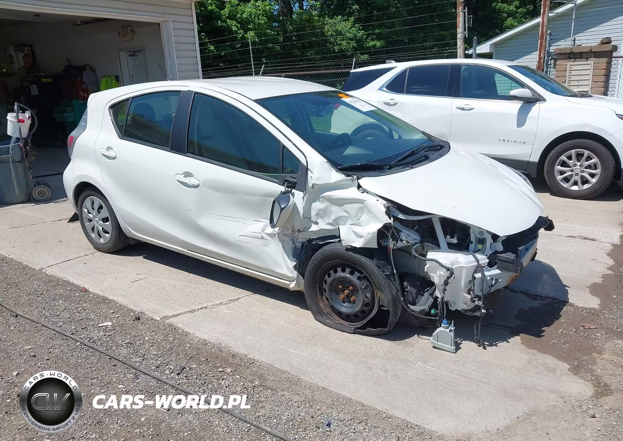 2014 Toyota Prius C One