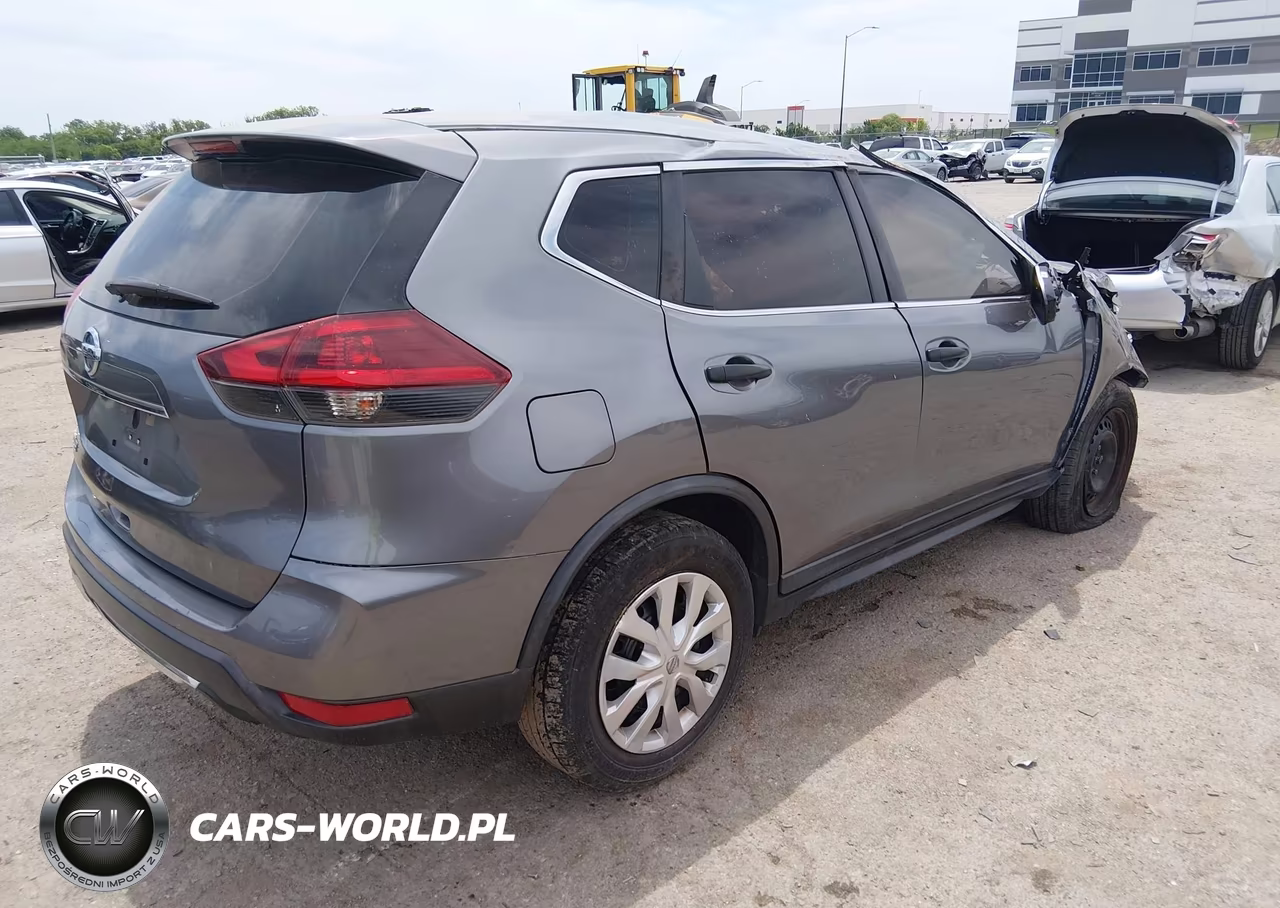 2018 Nissan Rogue S VIN:KNMAT2MT8JP521469 - 4