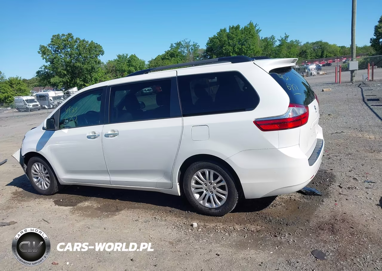 2017 Toyota Sienna Xle 8 Passenger VIN:5TDYZ3DC3HS898438 - 15
