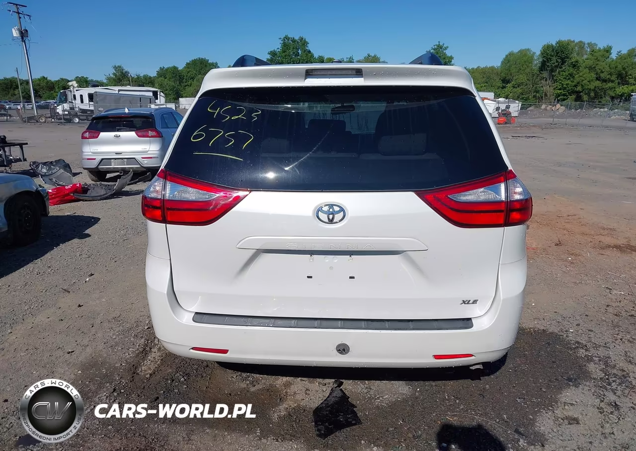 2017 Toyota Sienna Xle 8 Passenger VIN:5TDYZ3DC3HS898438 - 17