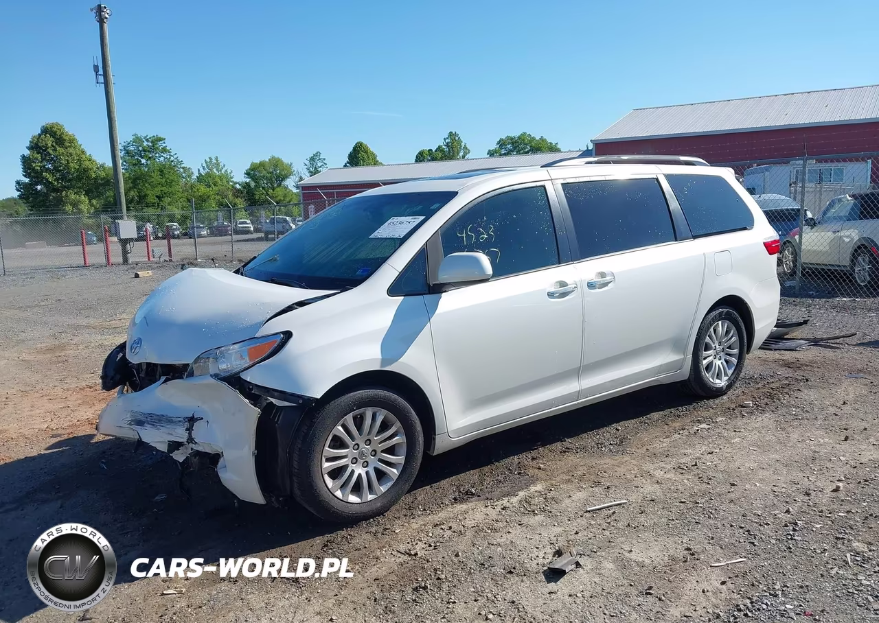 2017 Toyota Sienna Xle 8 Passenger VIN:5TDYZ3DC3HS898438 - 2