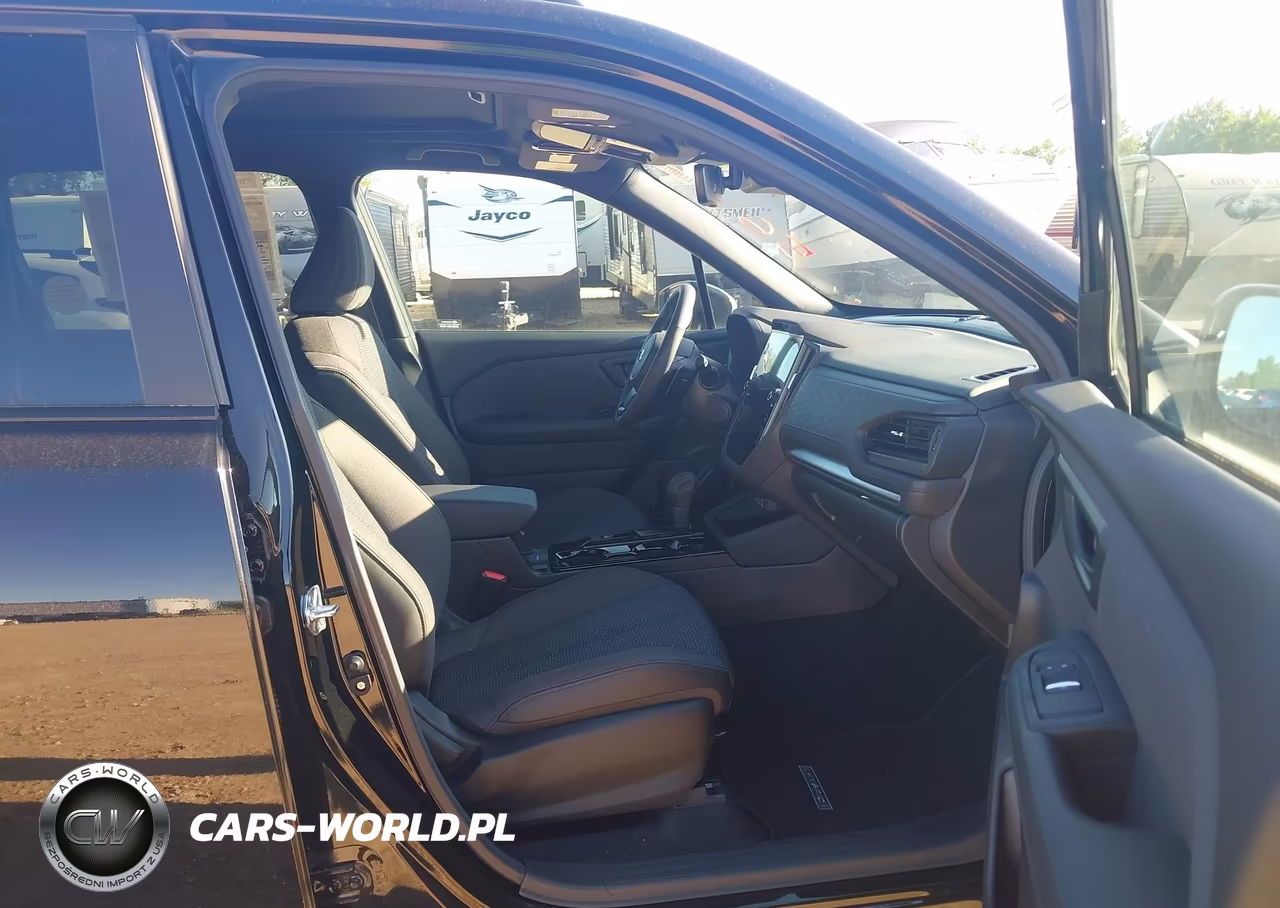 2026 Subaru Forester Premium VIN:4S4SLSE7XT3075319 - 5