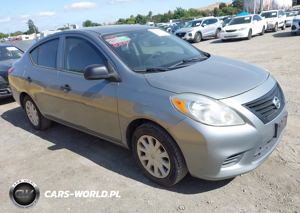 2012 Nissan Versa 1.6 S