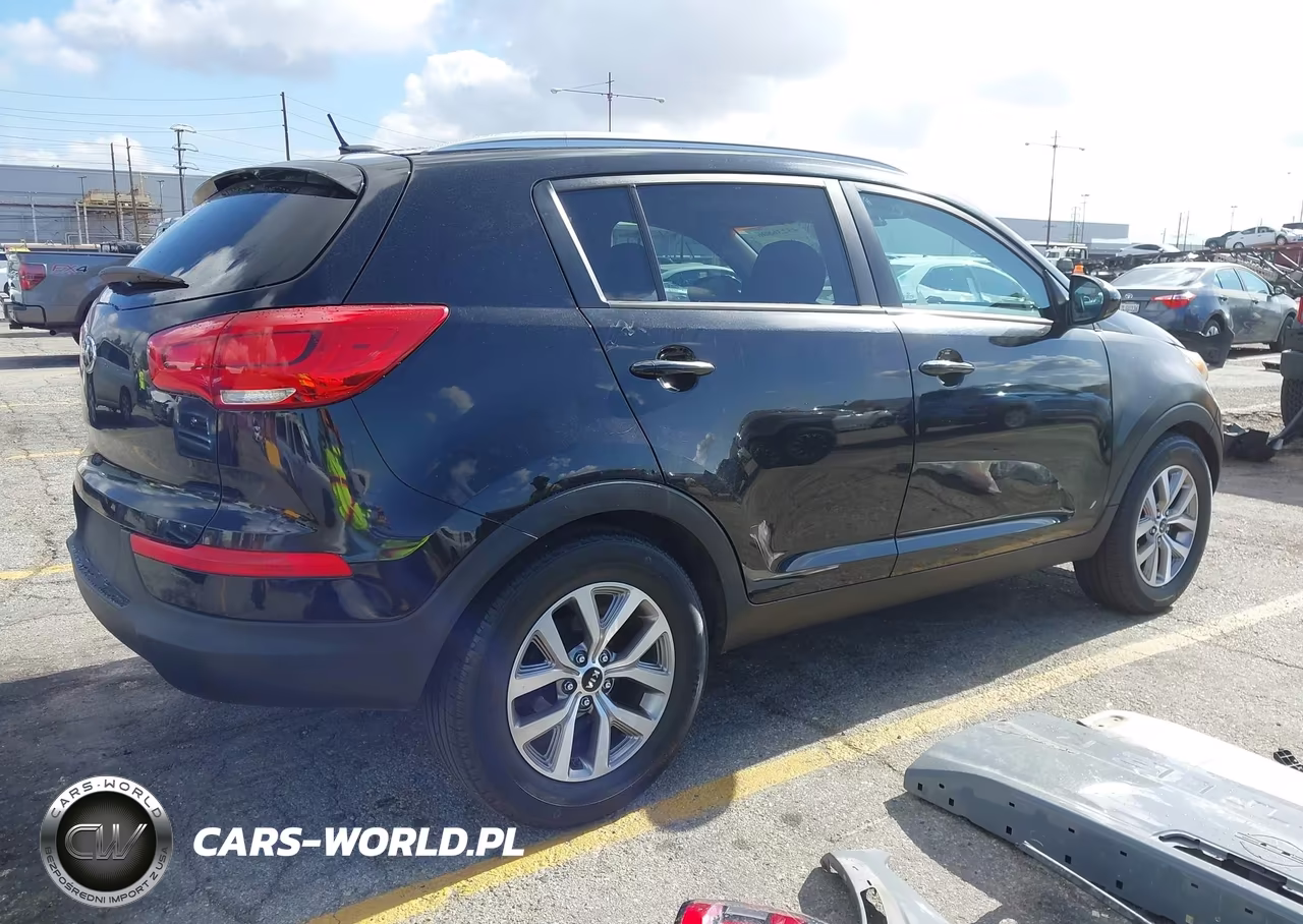 2016 Kia Sportage Lx VIN:KNDPB3AC6G7795902 - 4