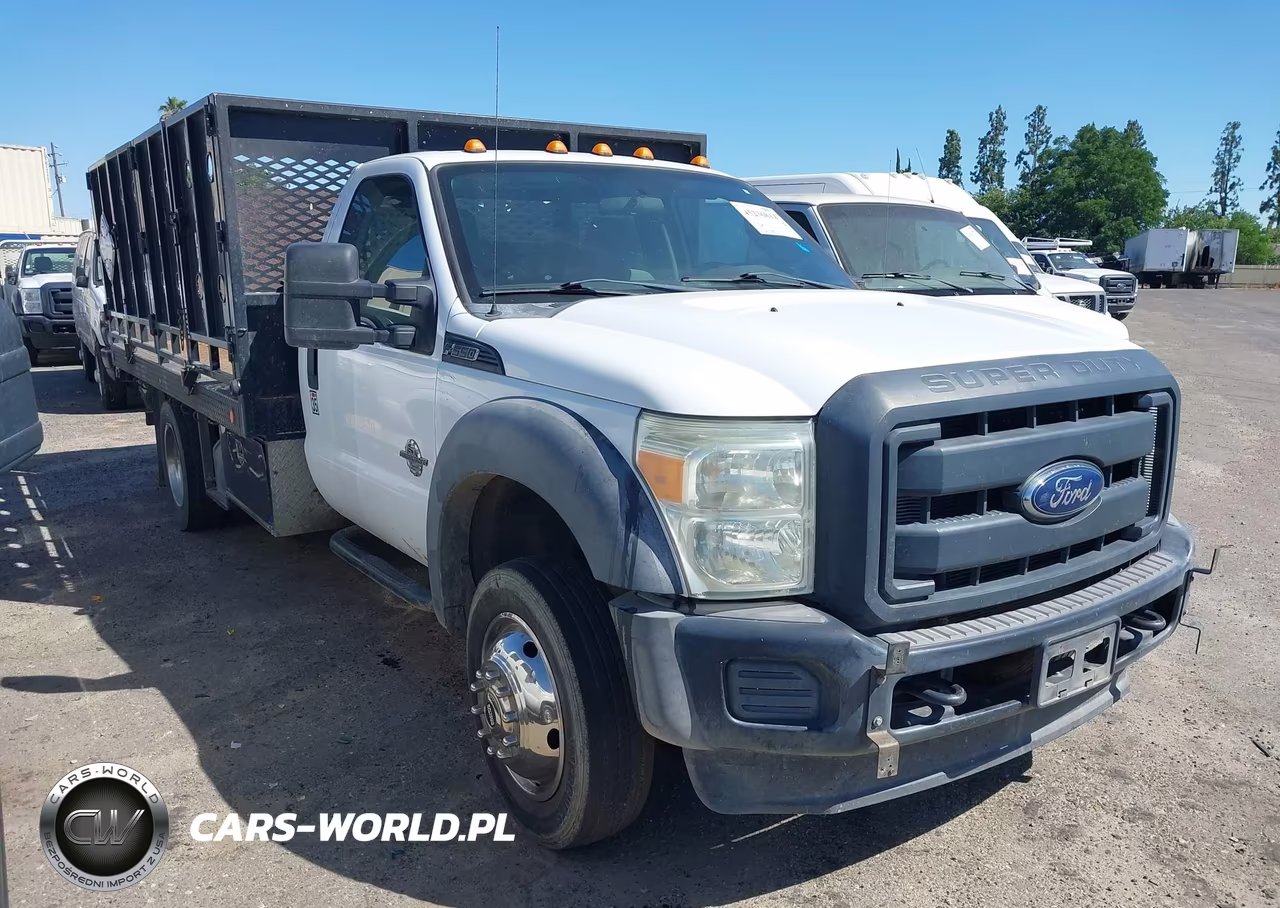 2015 Ford F-550 Chassis Xl