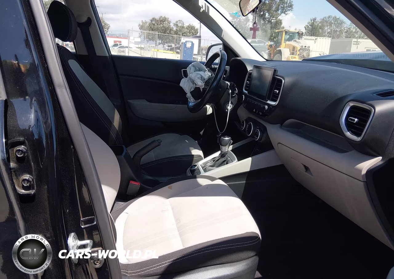2020 Hyundai Venue Sel VIN:KMHRC8A35LU015544 - 5