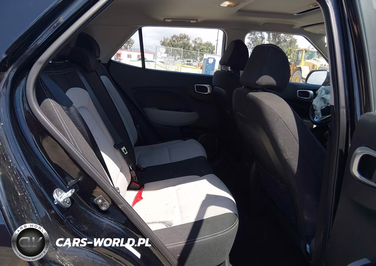 2020 Hyundai Venue Sel VIN:KMHRC8A35LU015544 - 8