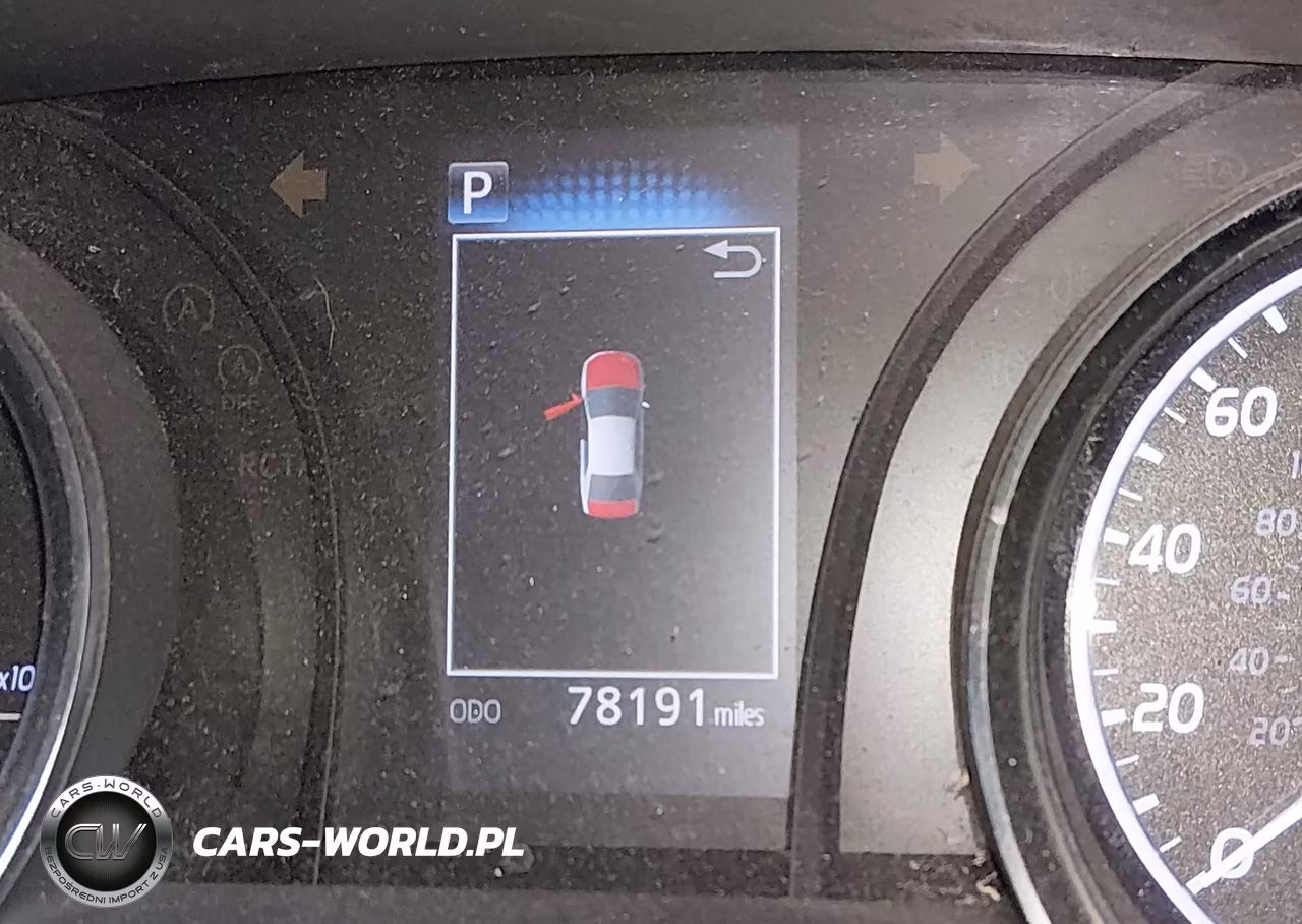 2018 Toyota Camry Le VIN:JTNB11HK9J3067225 - 15