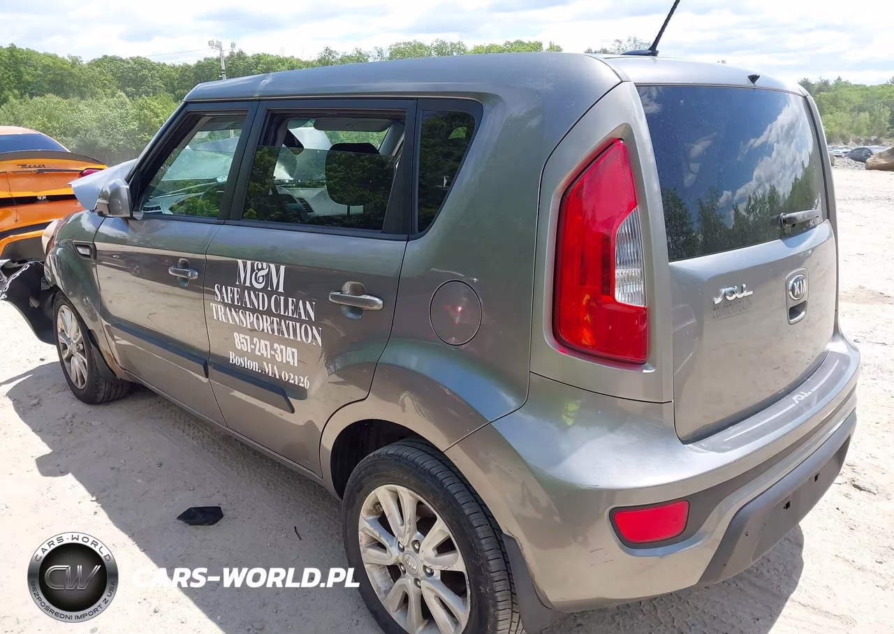 2013 Kia Soul VIN:KNDJT2A53D7542756 - 3