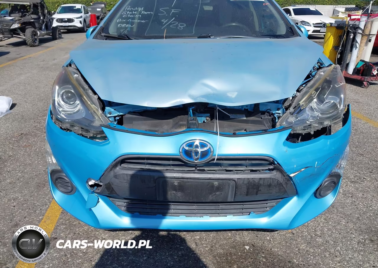 2015 Toyota Prius C Four-One-Three-Two VIN:JTDKDTB34F1104404 - 17