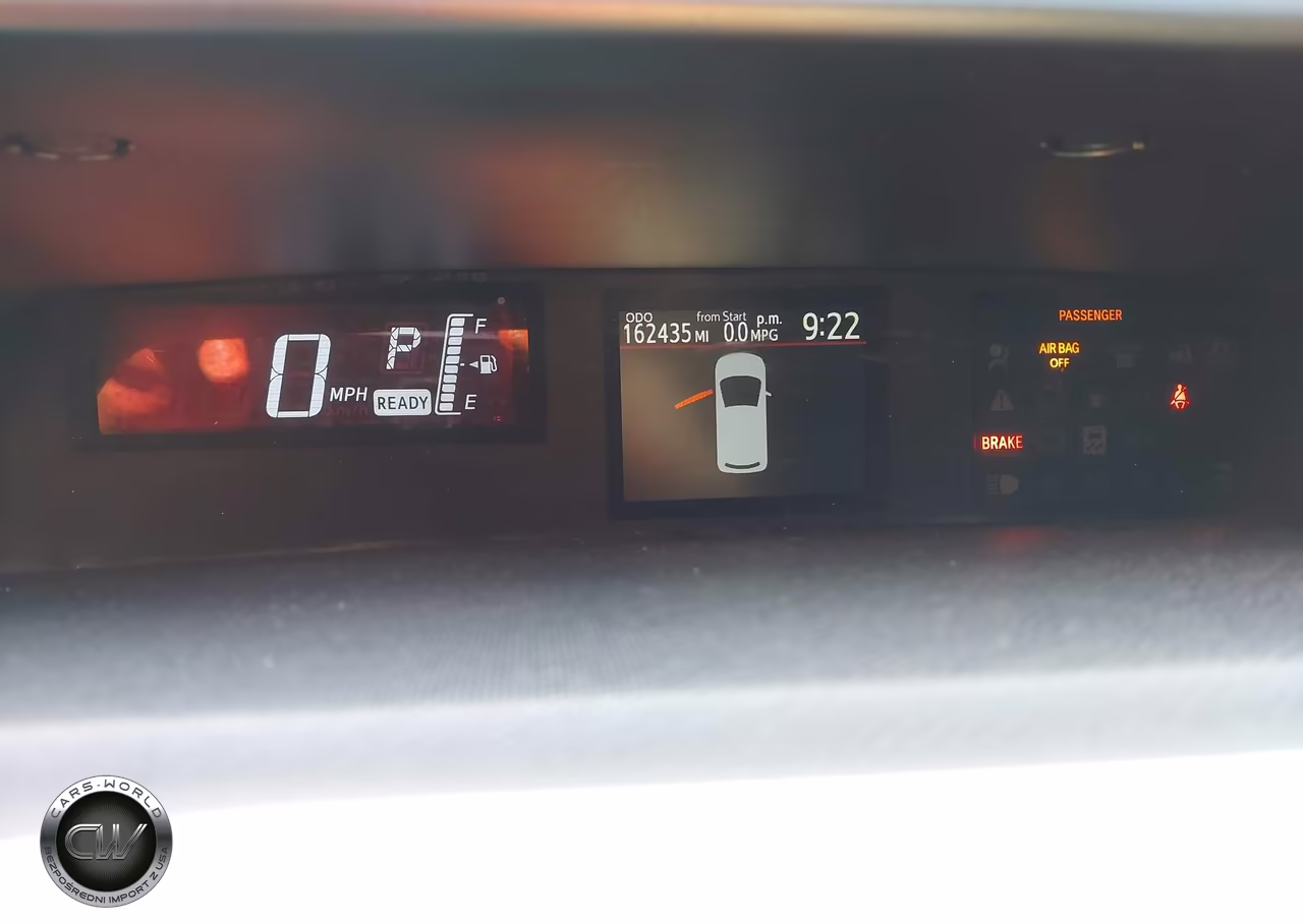2015 Toyota Prius C Four-One-Three-Two VIN:JTDKDTB34F1104404 - 7