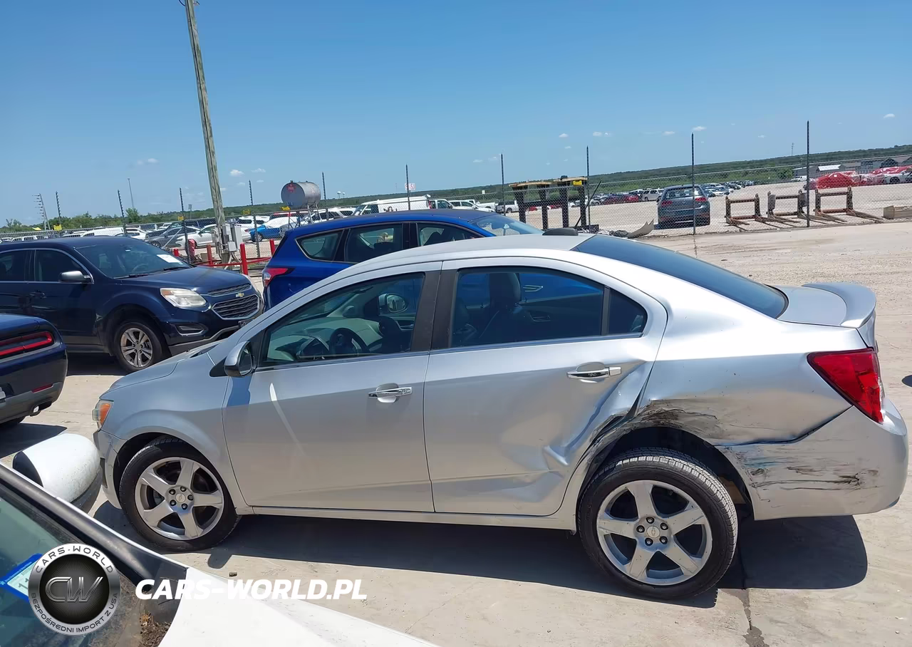 2015 Chevrolet Sonic Ltz Auto VIN:1G1JE5SB5F4163304 - 14