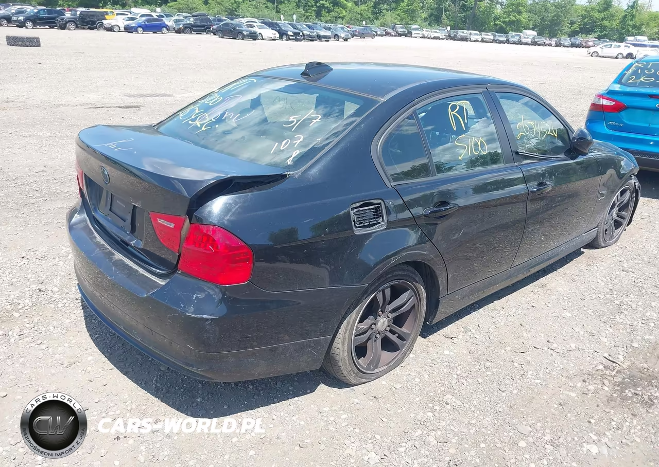 2009 BMW 328I xDrive VIN:WBAPK535X9A513077 - 4