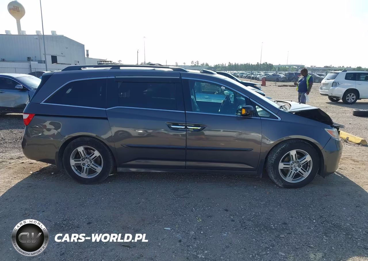 2012 Honda Odyssey Touring-Touring Elite VIN:5FNRL5H9XCB006439 - 13