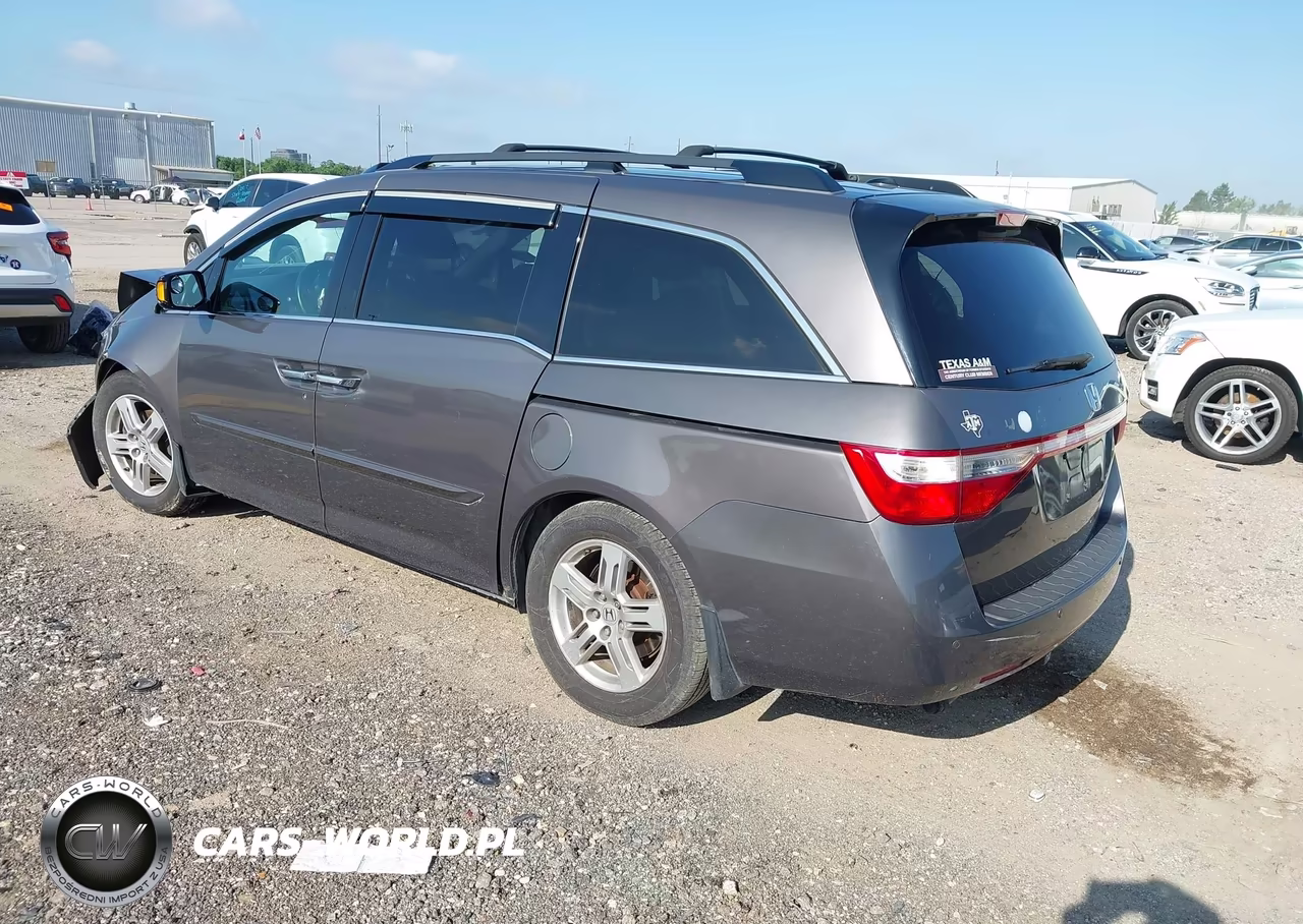 2012 Honda Odyssey Touring-Touring Elite VIN:5FNRL5H9XCB006439 - 3