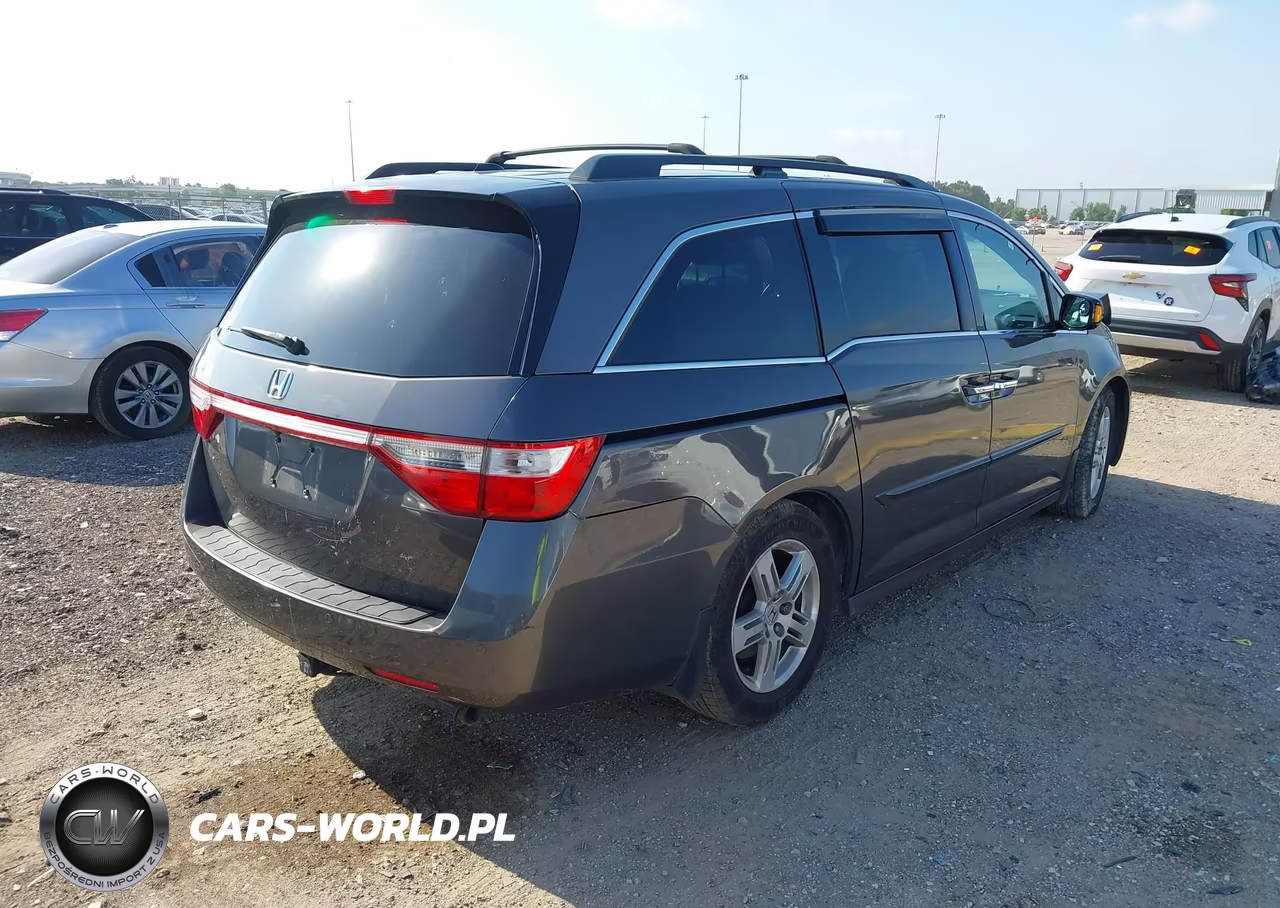 2012 Honda Odyssey Touring-Touring Elite VIN:5FNRL5H9XCB006439 - 4