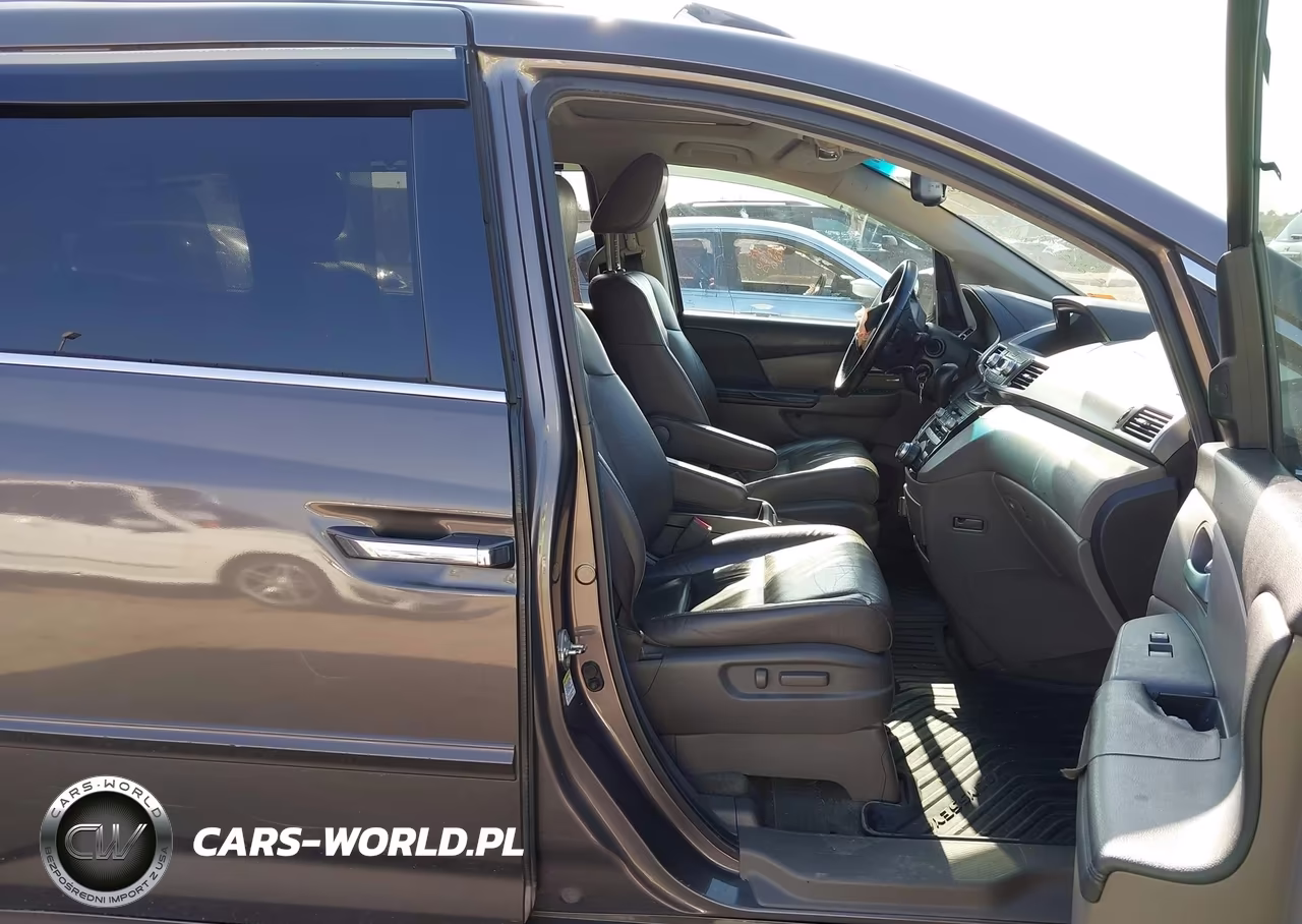 2012 Honda Odyssey Touring-Touring Elite VIN:5FNRL5H9XCB006439 - 5