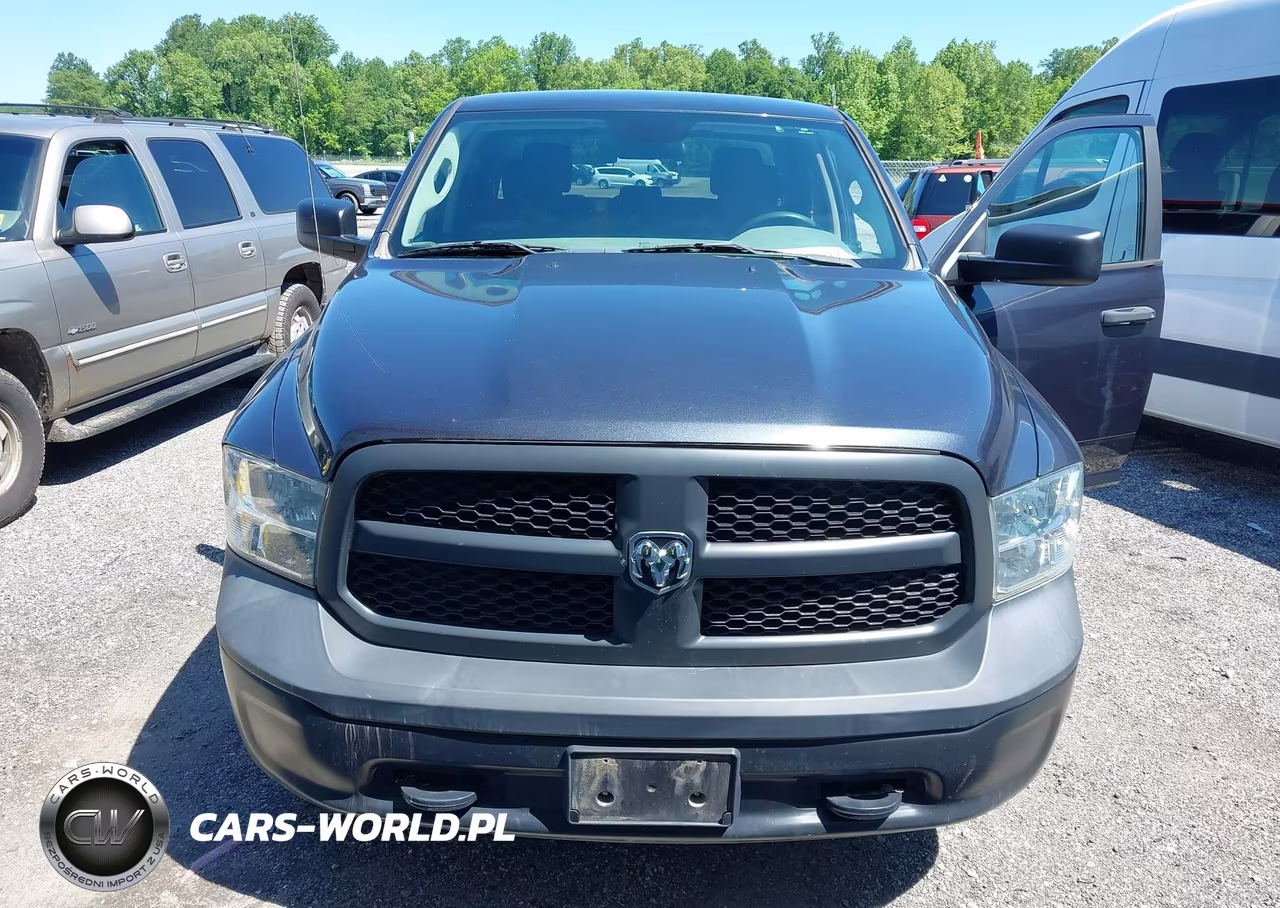 2018 Ram 1500 Tradesman 4X4 5'7 Box VIN:1C6RR7KG0JS293136 - 14