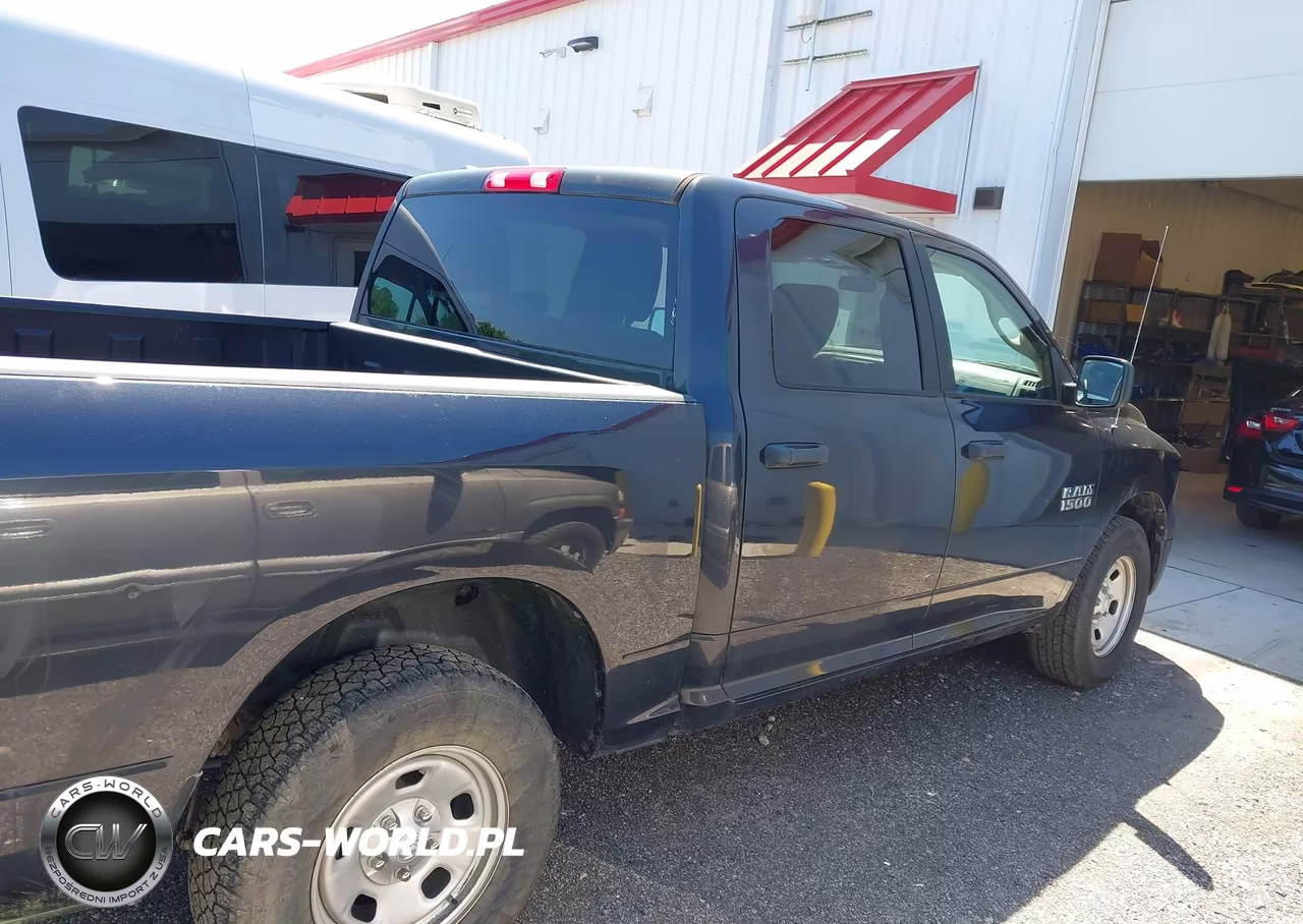 2018 Ram 1500 Tradesman 4X4 5'7 Box VIN:1C6RR7KG0JS293136 - 15